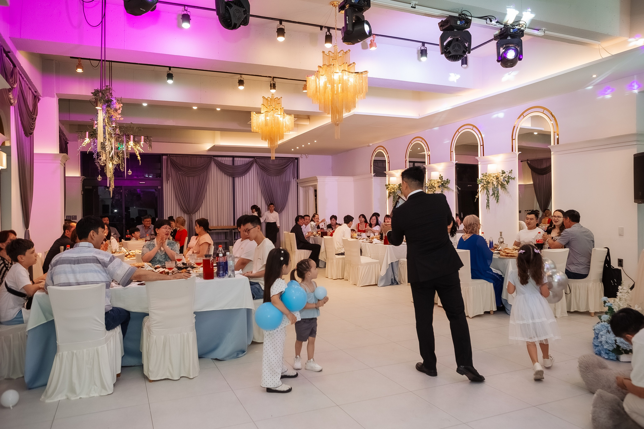 Тео дома и в ресторане. Фотограф беременности, ньюборн и годовасиков в Корее Жанна Хан