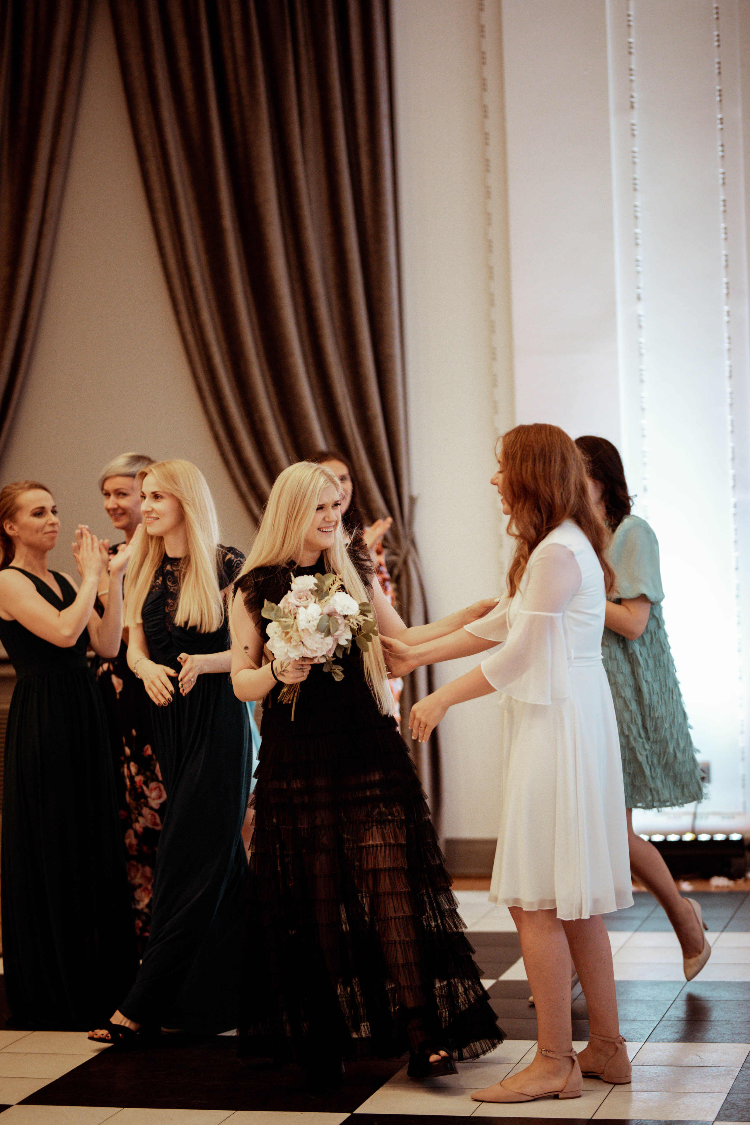 Viktorija / Edvardas. Wedding and family photographer in Lithuania — Yvanessa Gelvano