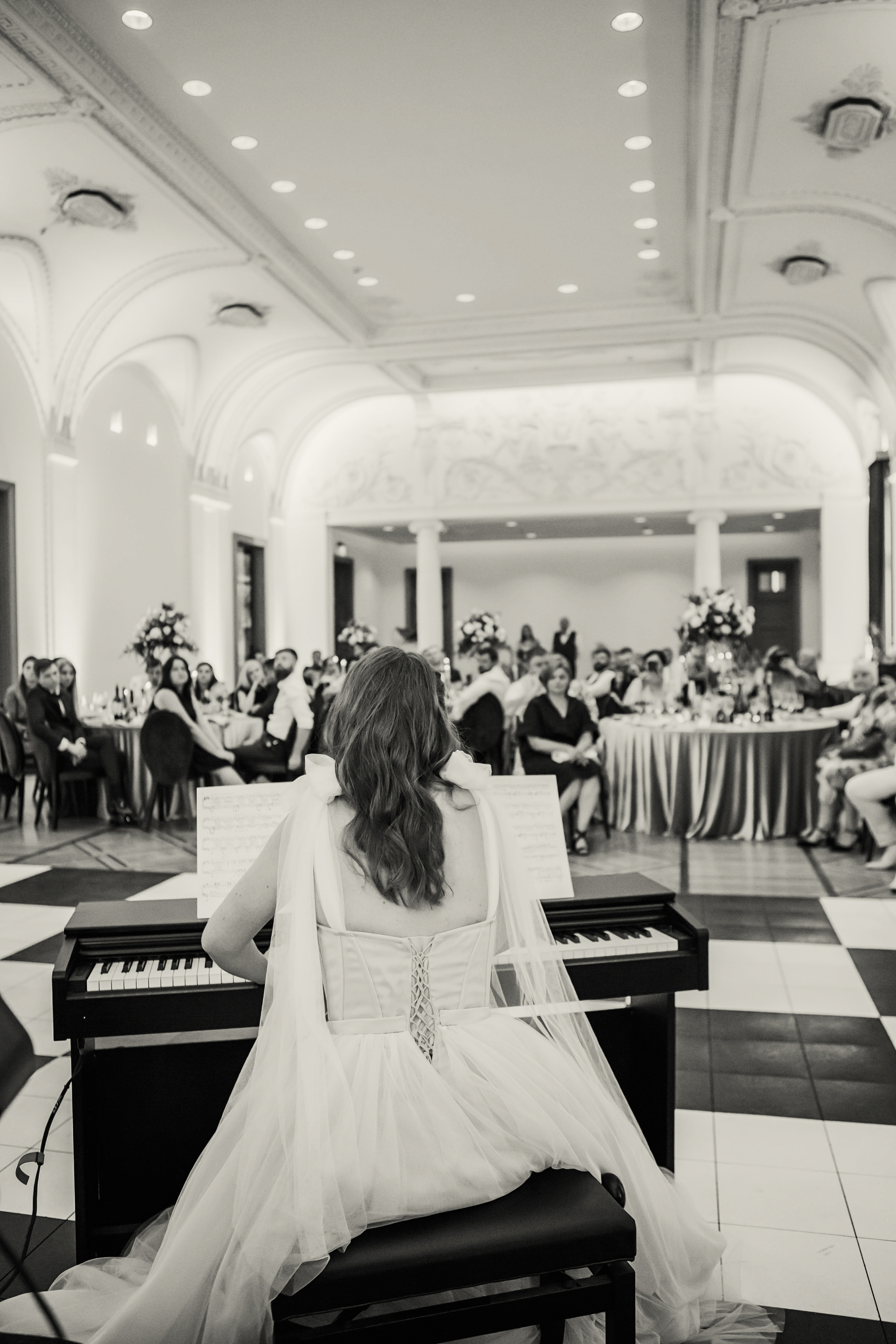 Viktorija / Edvardas. Wedding and family photographer in Lithuania — Yvanessa Gelvano