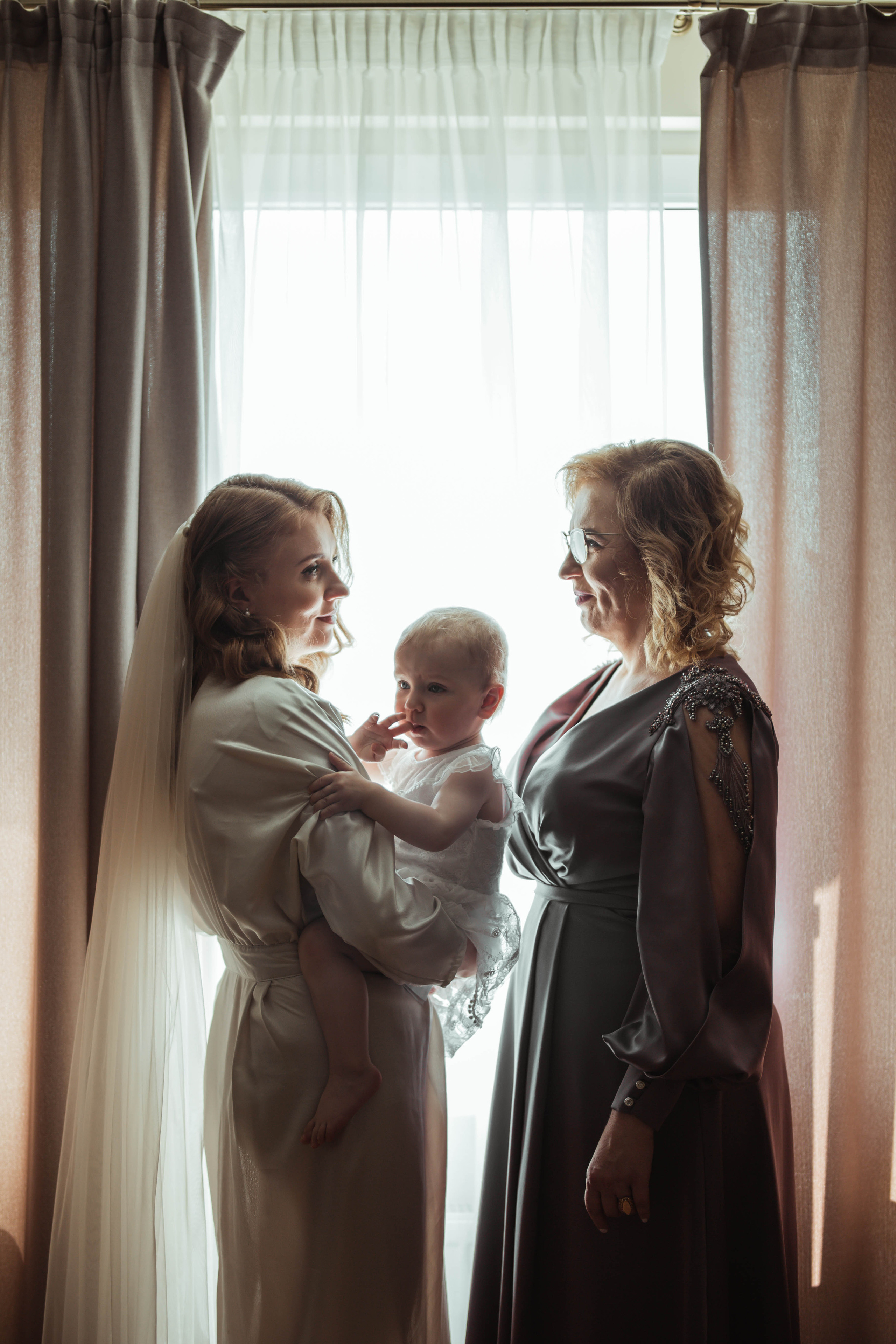 Viktorija / Edvardas. Wedding and family photographer in Lithuania — Yvanessa Gelvano