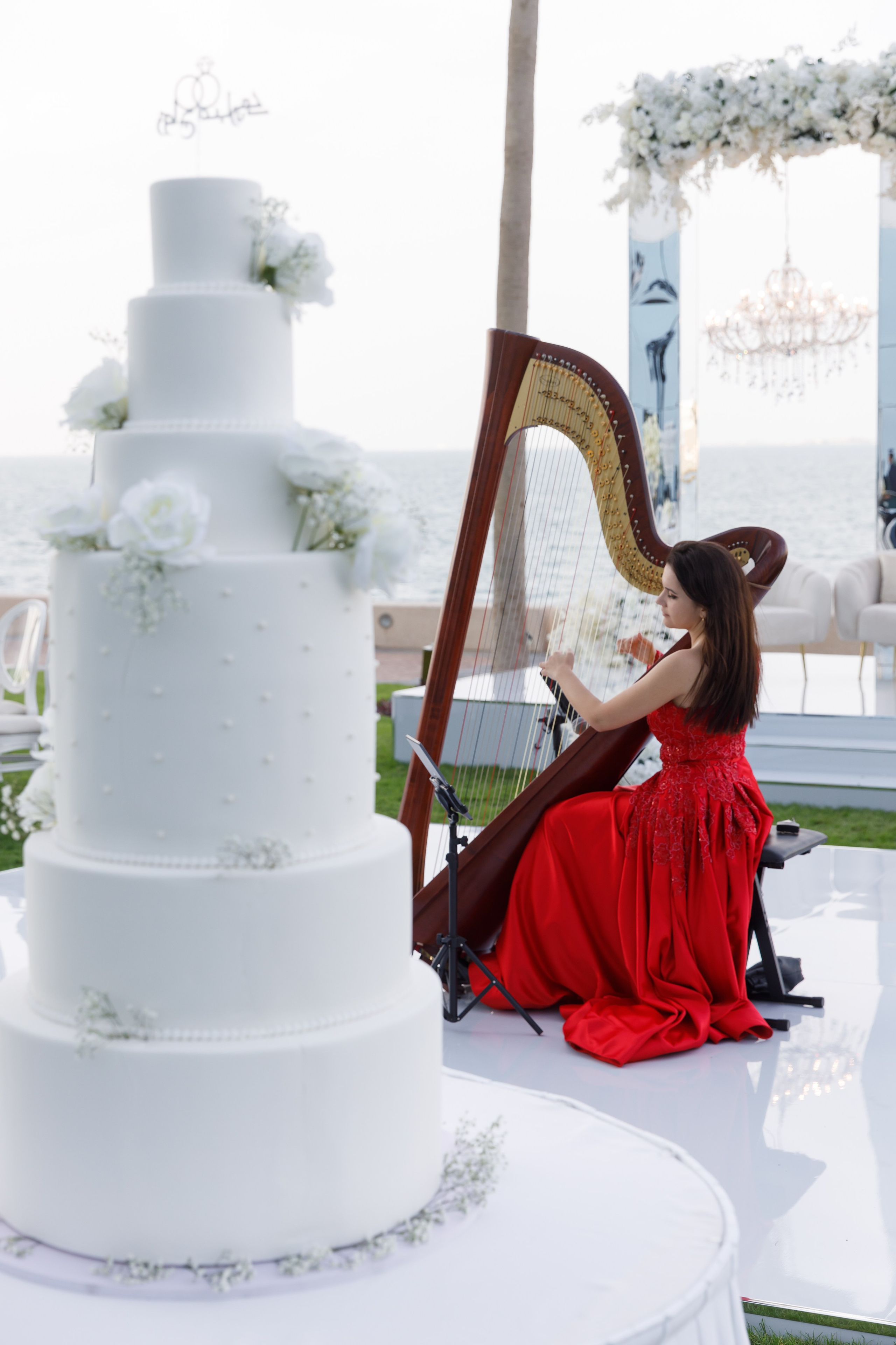 22/12/2023 Burj Al Arab wedding. Photographer Anna Curly | Weddings and Events in Dubai