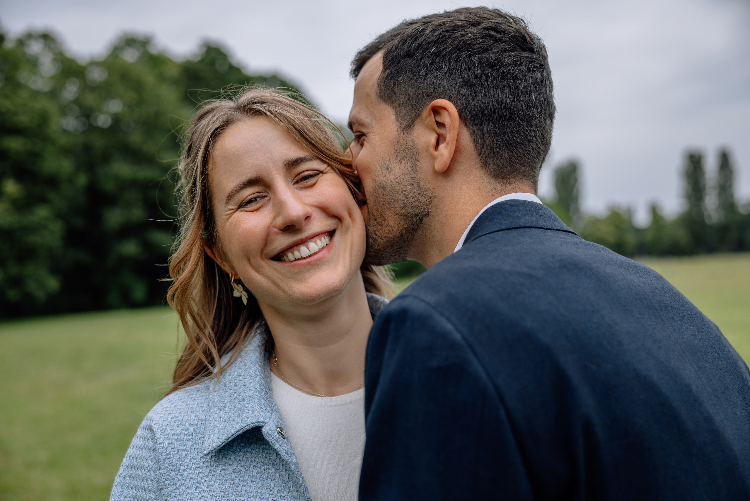Romanrische Trauung im Standesamt Mandlstraße | München im Sommerlicht. Hochzeitsfotograf München Taufe Familienfotograf Tanja Mauke