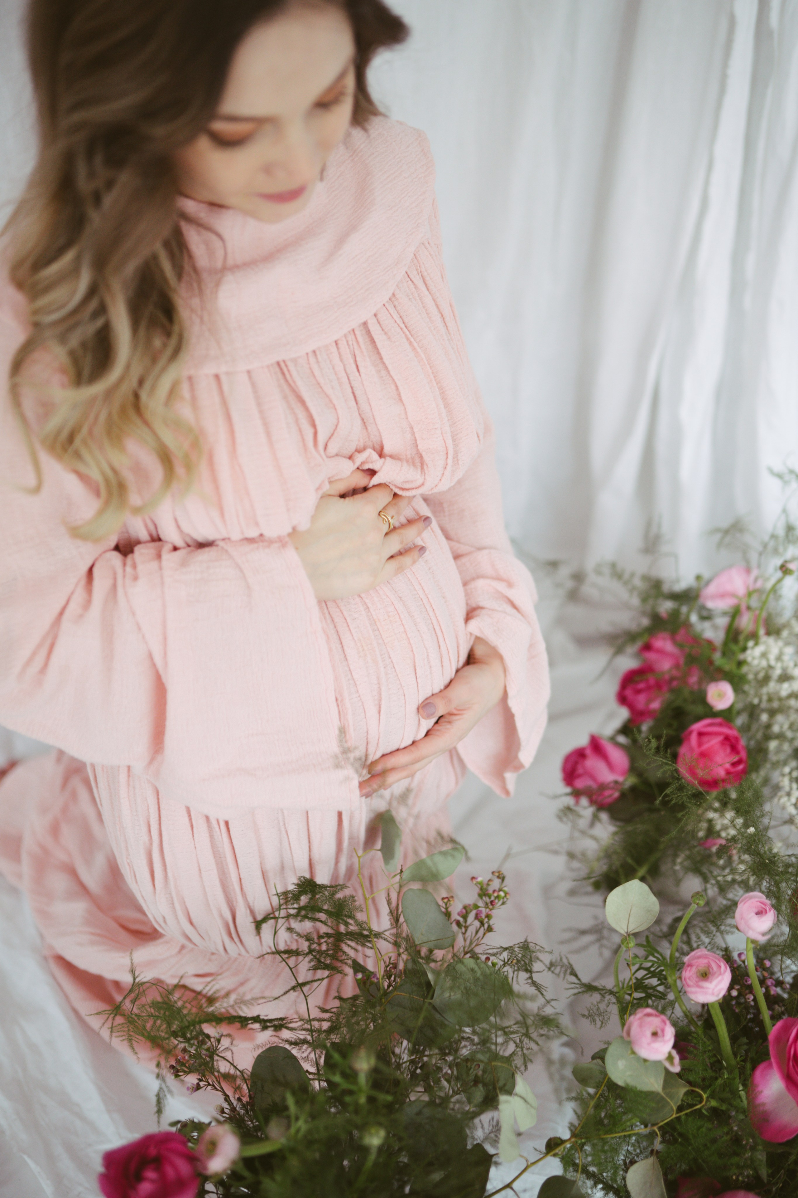 Ședințe Foto Primăvara Colorată Brașov | Mădălina Beda. Madalina Beda- Artist vizual, fotograf, doula la nastere, consultant babywearing Brasov si in toata tara