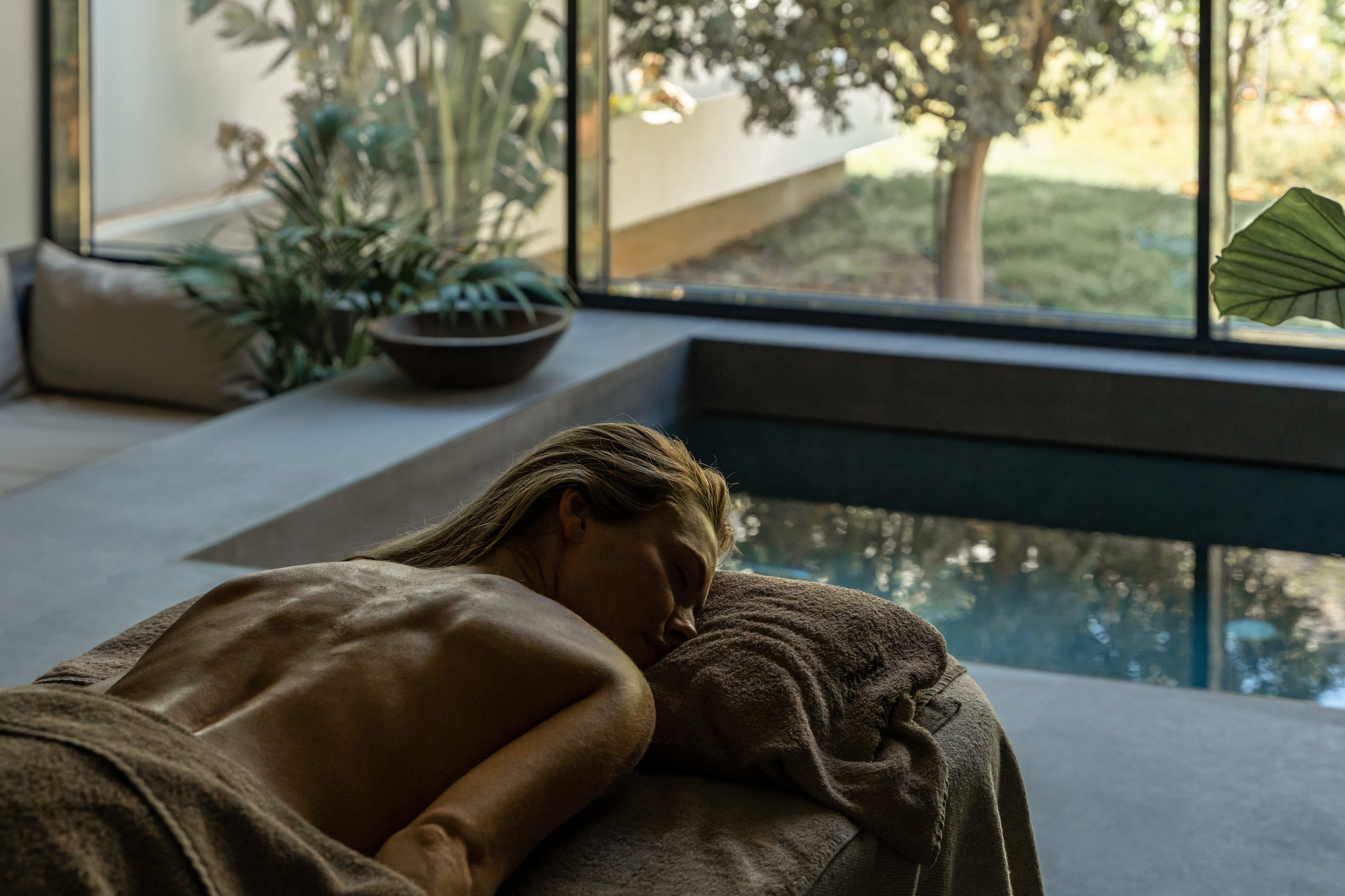 Casa Cook. Photo & Videos