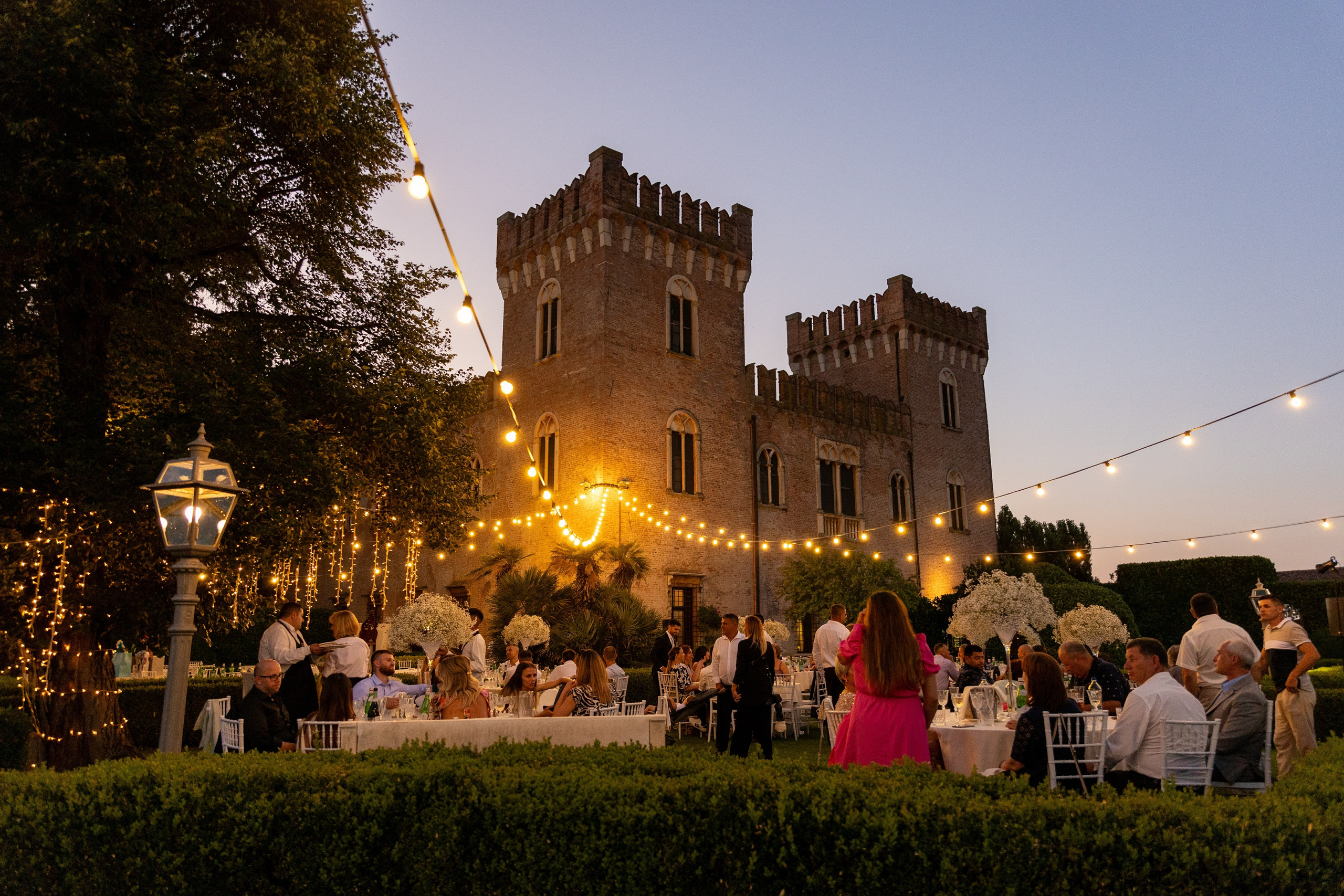 Catalina & Mihai, Location: Castel Bevilacqua