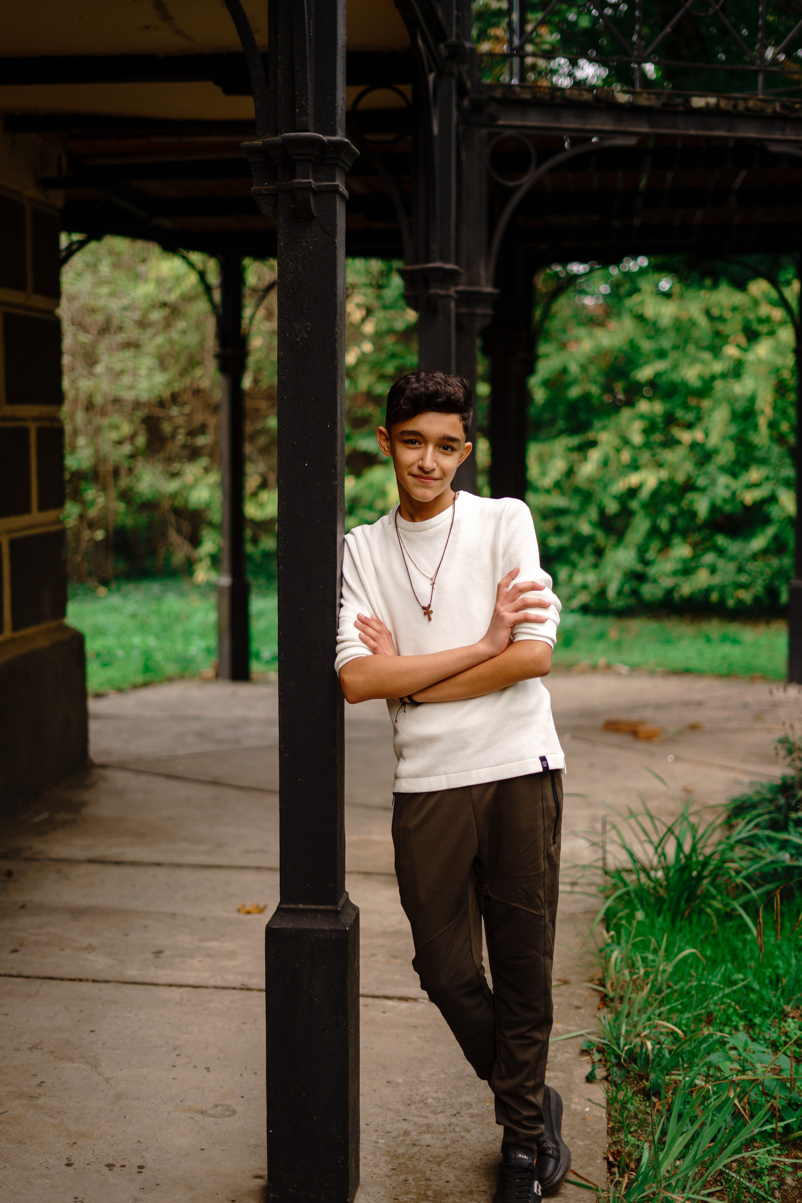 Castel Macea 150 lei/ toată clasa. Trendy Albums