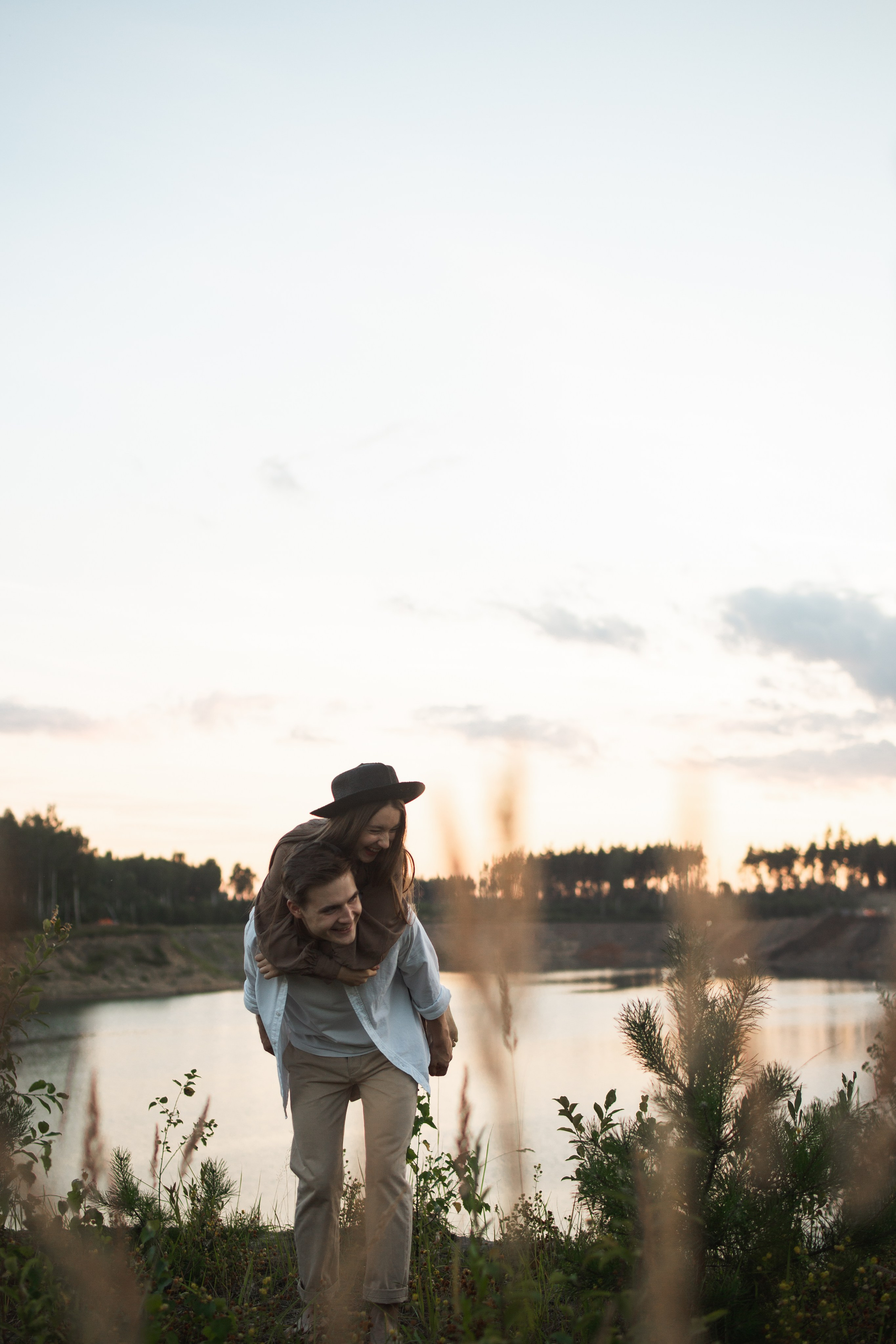 Nikita and Luba. Siblings. Photographer Vladmir Gladkov