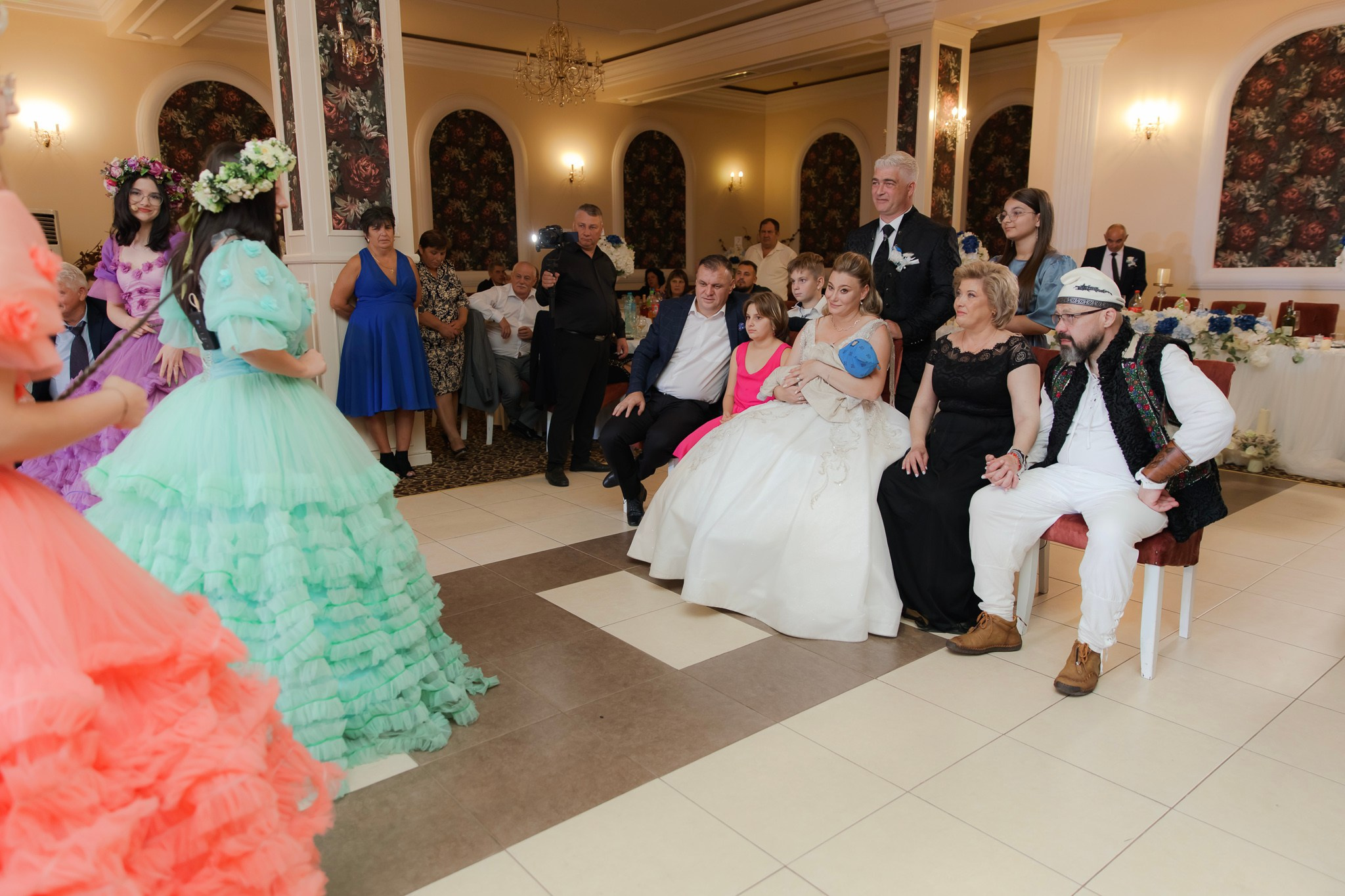 Mihai & Oana. Servicii foto-video profesionale, pentru momente de neuitat