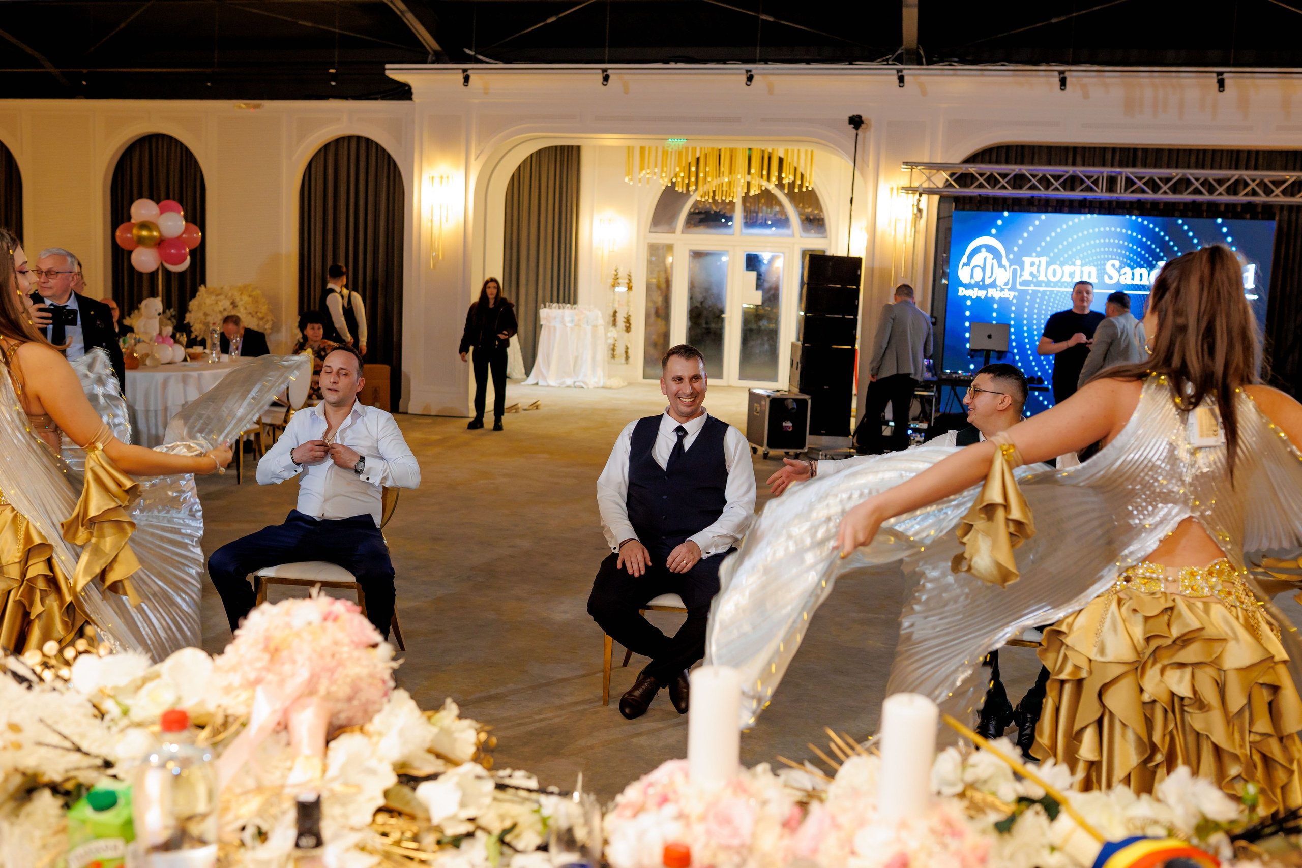 Povestea voastră, regizată de noi |Cristi Turculet Videograf Nuntă Suceava | wedding highlight. Servicii foto-video profesionale, pentru momente de neuitat