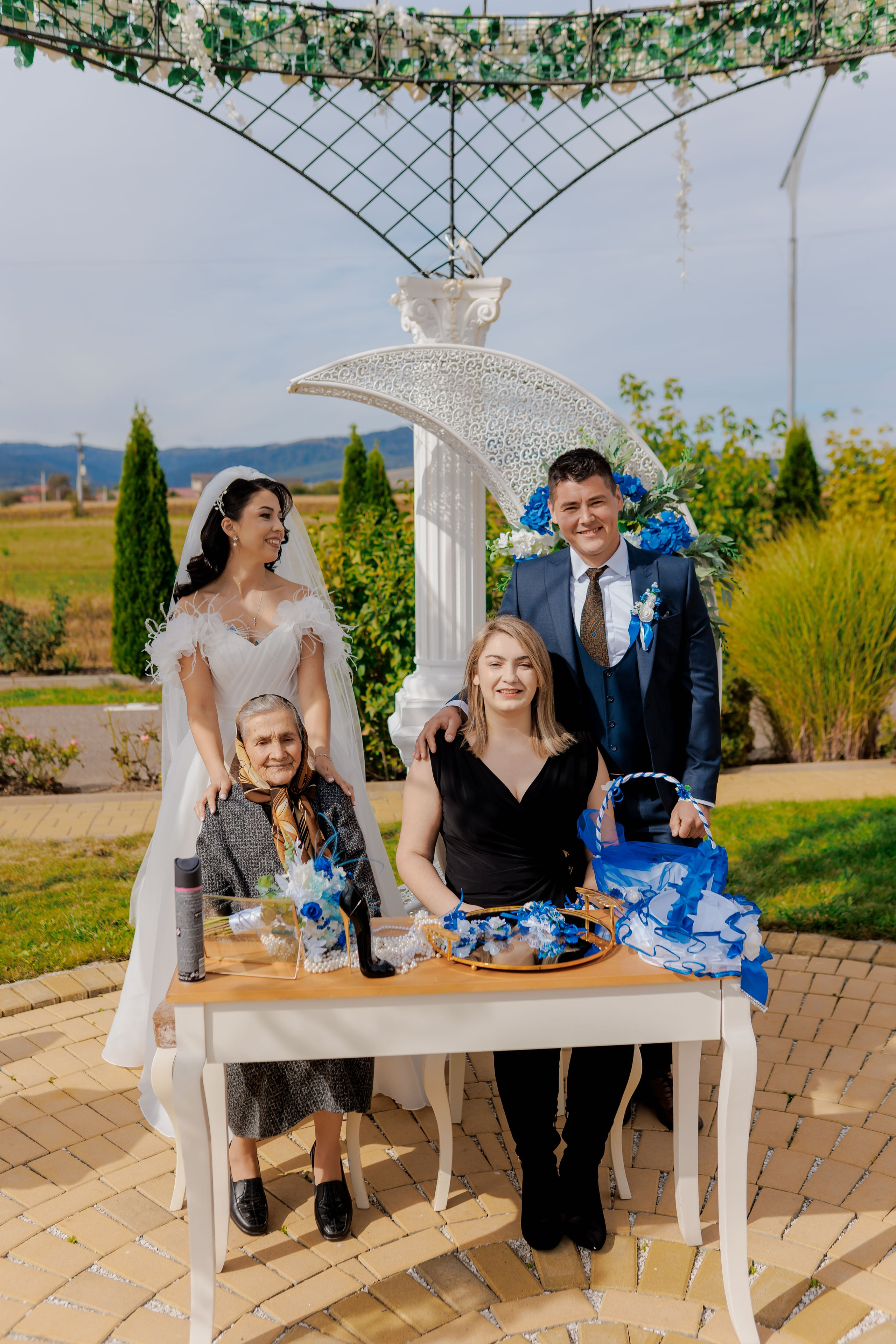 Loredana & Emilian – Ziua Nunții | Videografie - fotografie Botez Suceava, Iași, Botoșani. Servicii foto-video profesionale, pentru momente de neuitat
