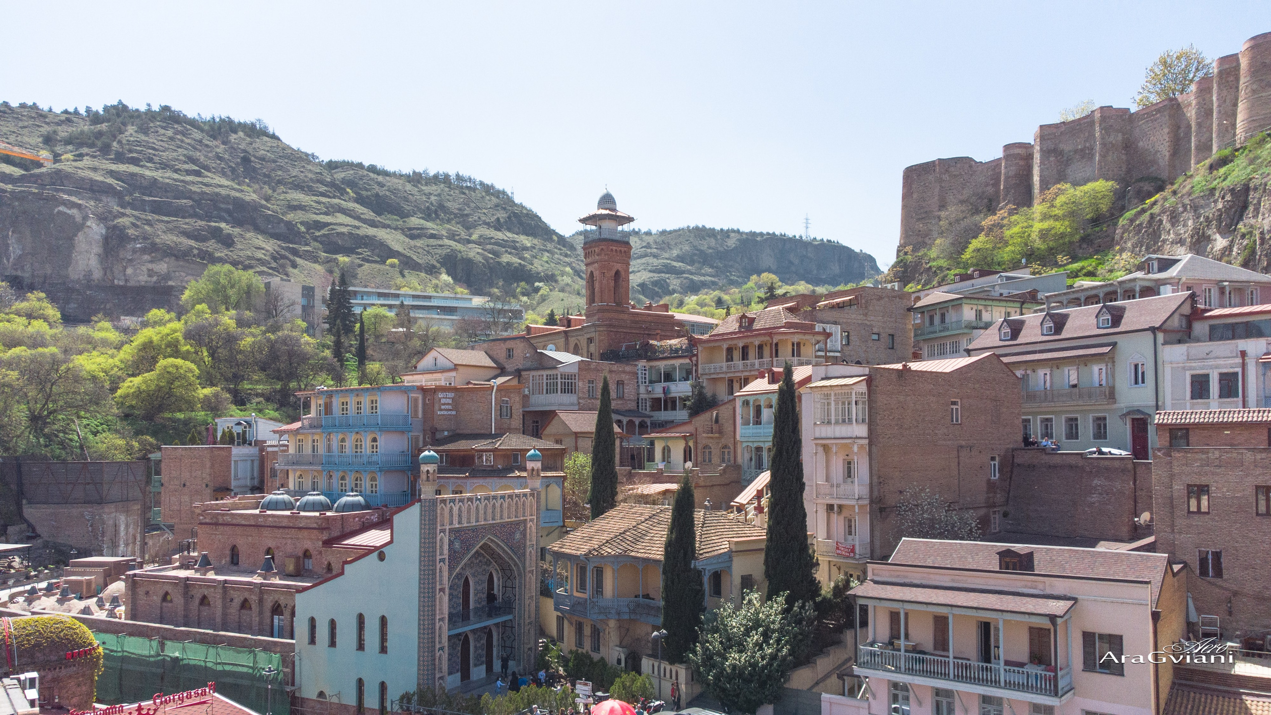 ქალაქი და ადამიანი. FramefreeMan