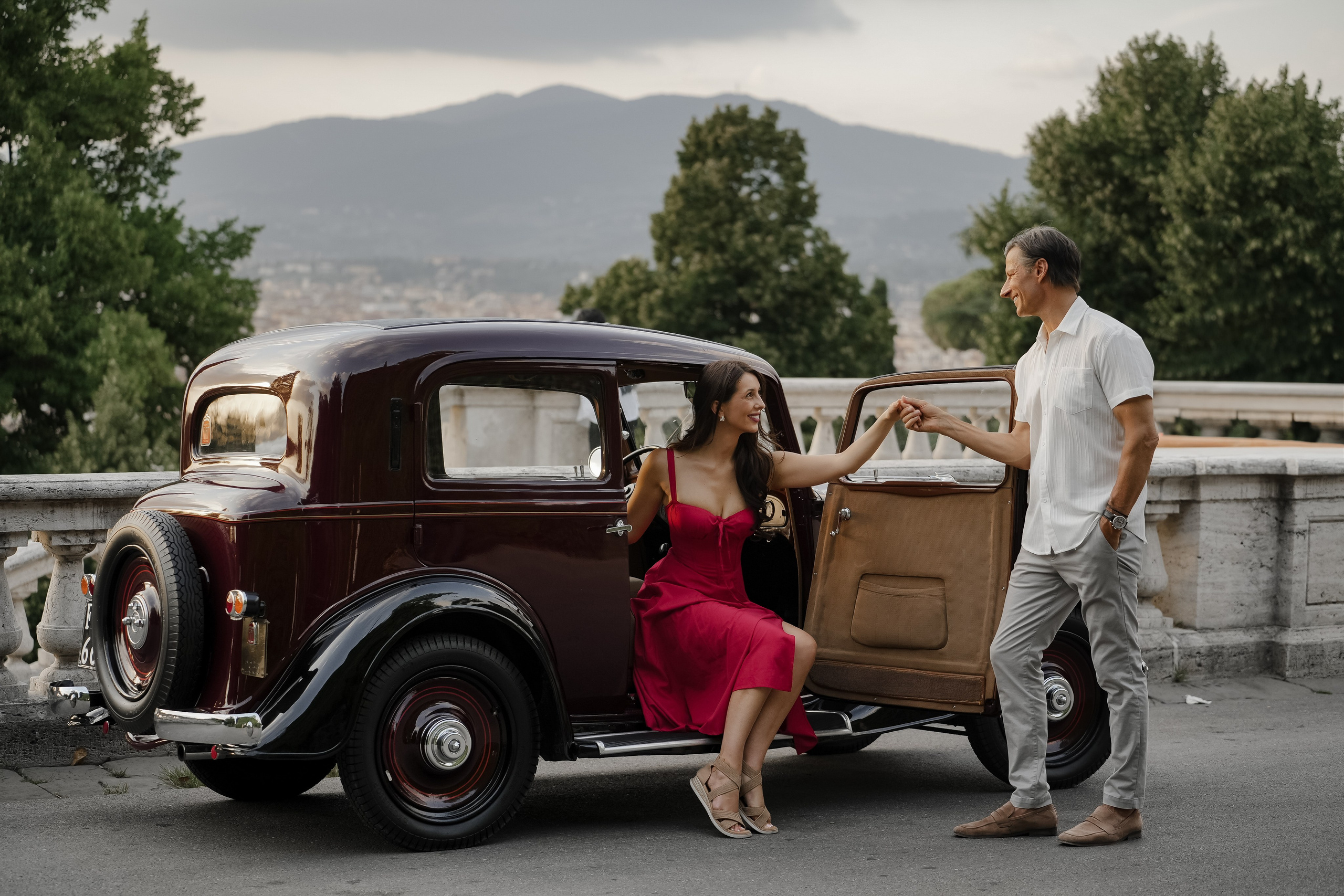 Family Photoshoot. Wedding Photographer in Italy