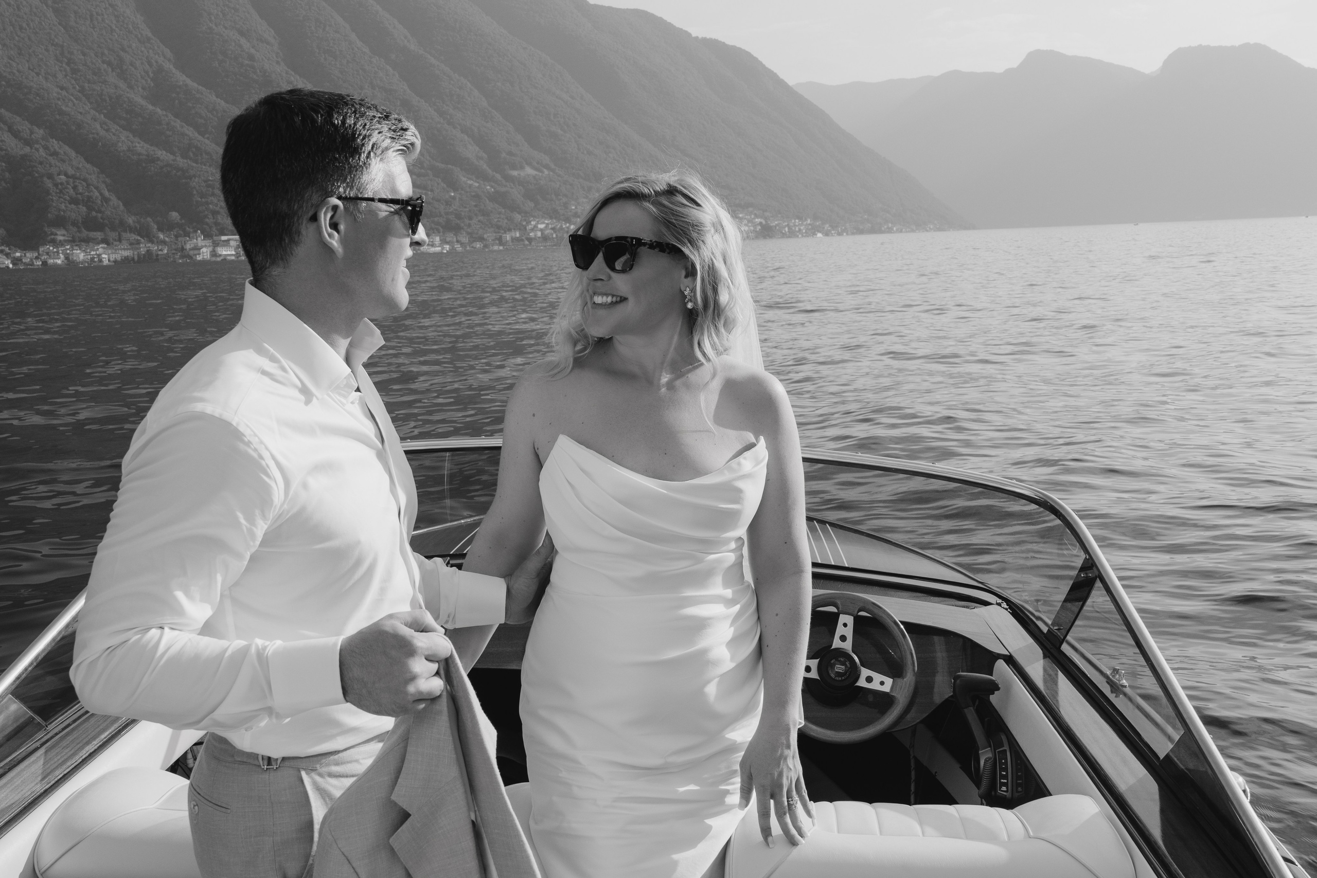 ASHLEY AND RENZO _LAKE COMO. PHOTOGRAPHER IN ITALY
