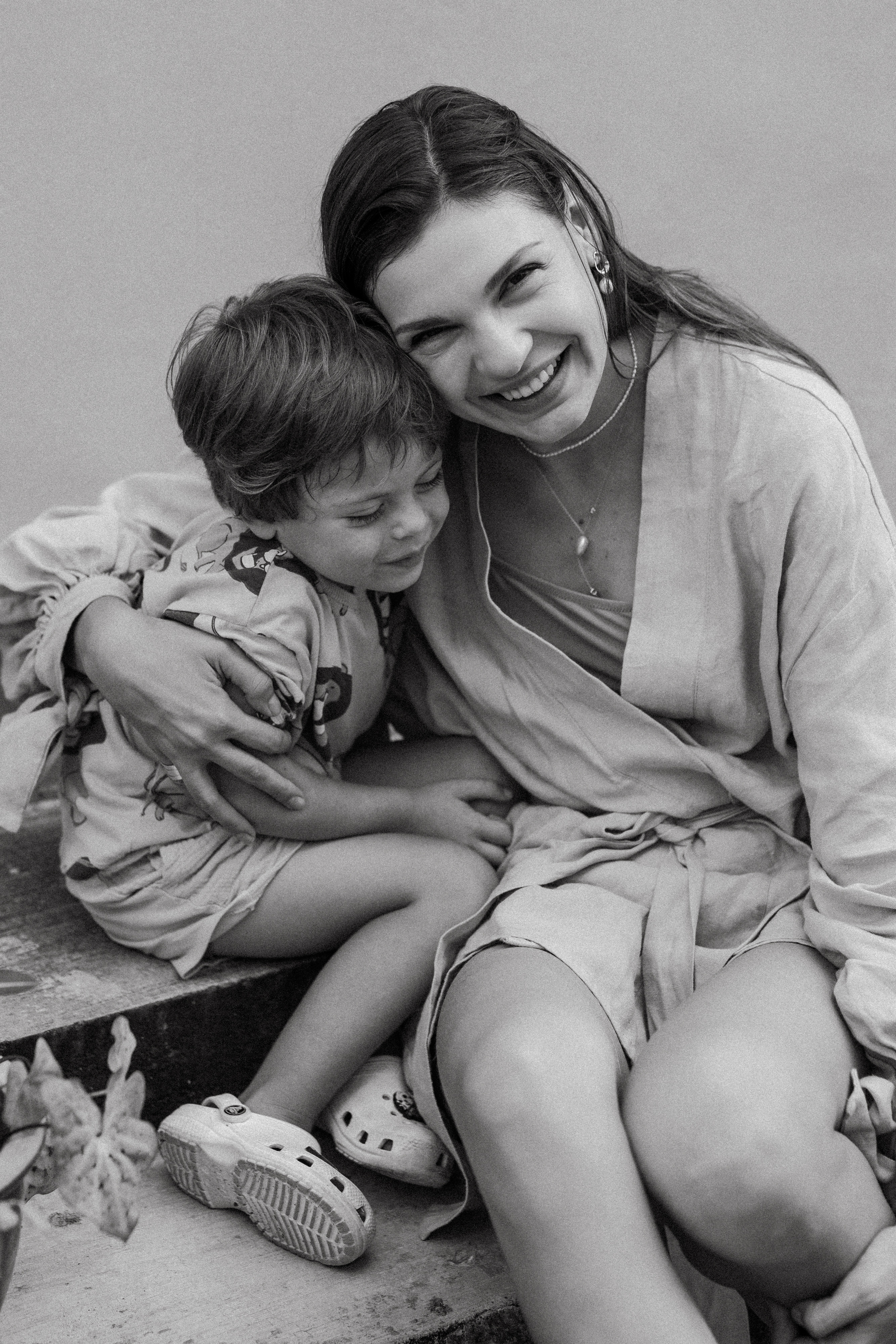 Dasha’s family. Photographer in Singapore Kate Bird