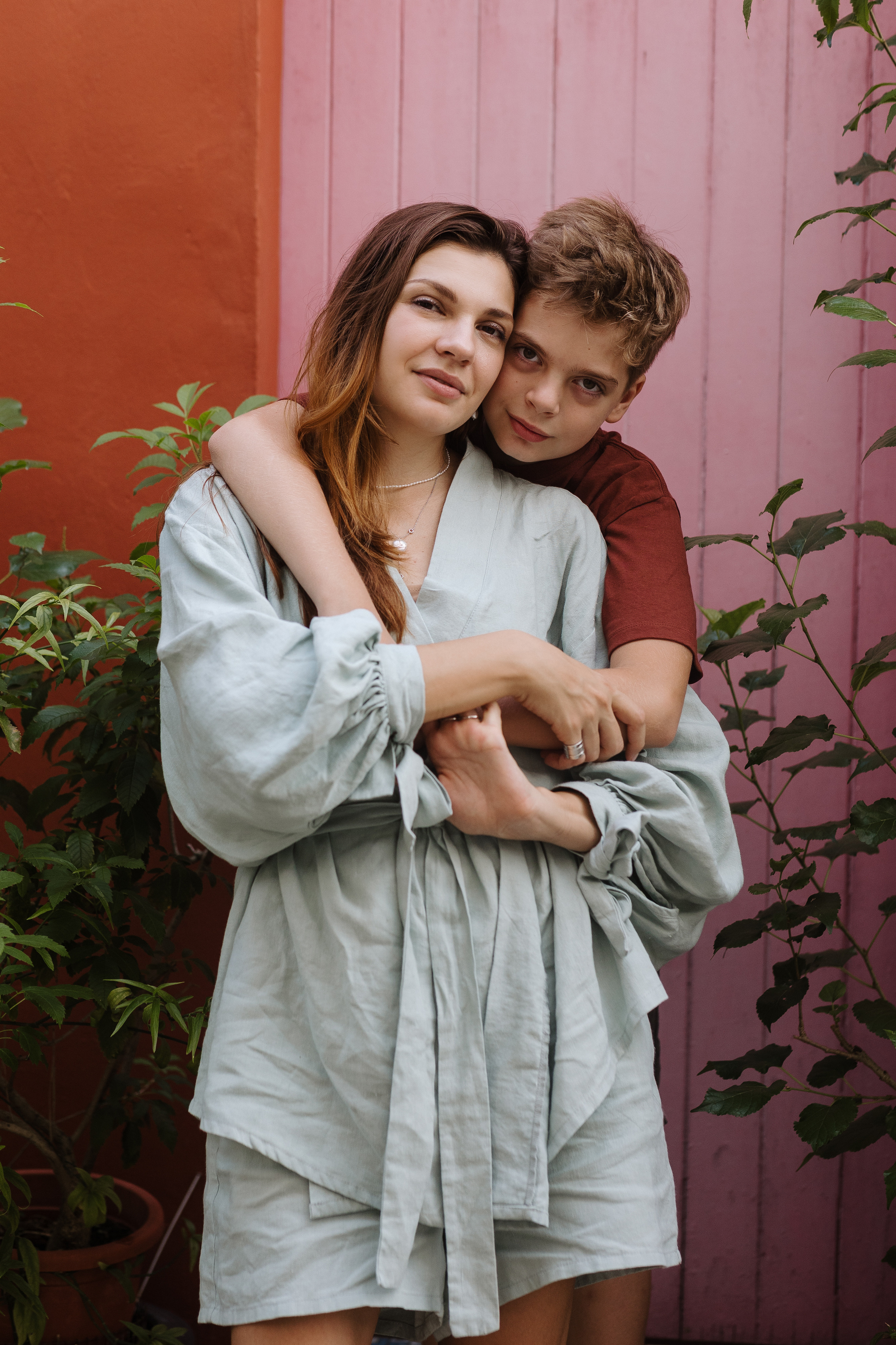 Dasha’s family. Photographer in Singapore Kate Bird