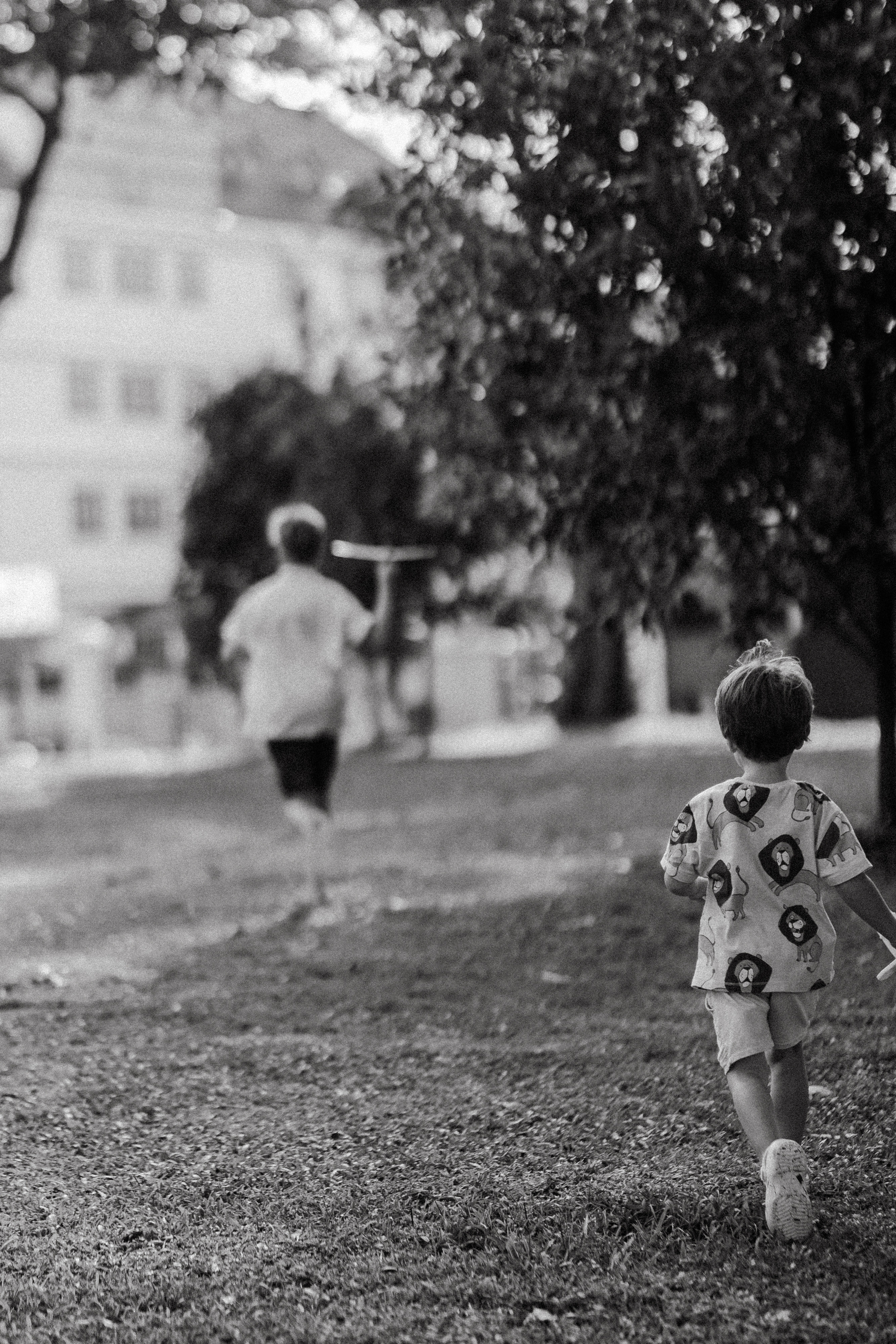 Dasha’s family. Photographer in Singapore Kate Bird