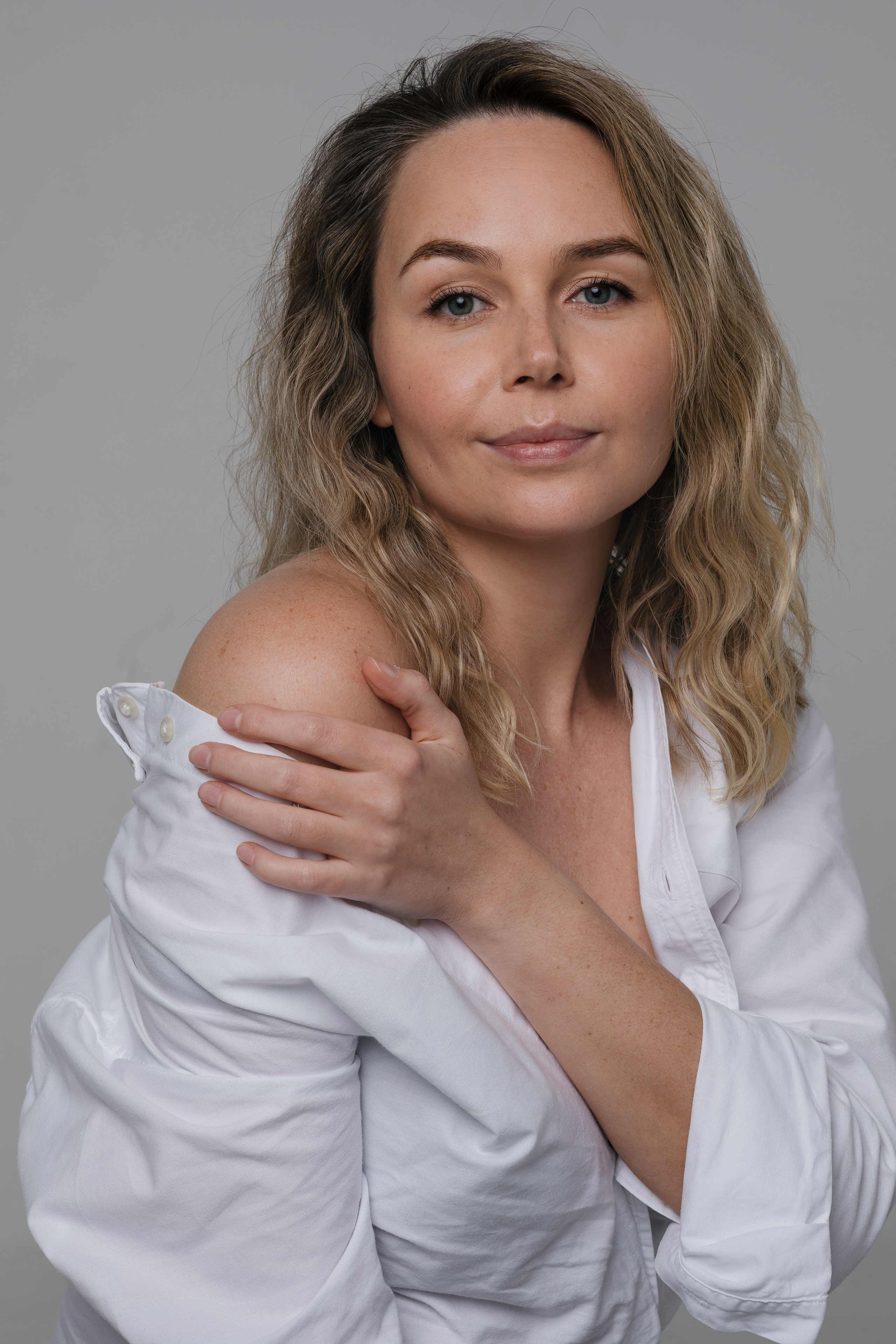 Daria. Photographer in Singapore Kate Bird