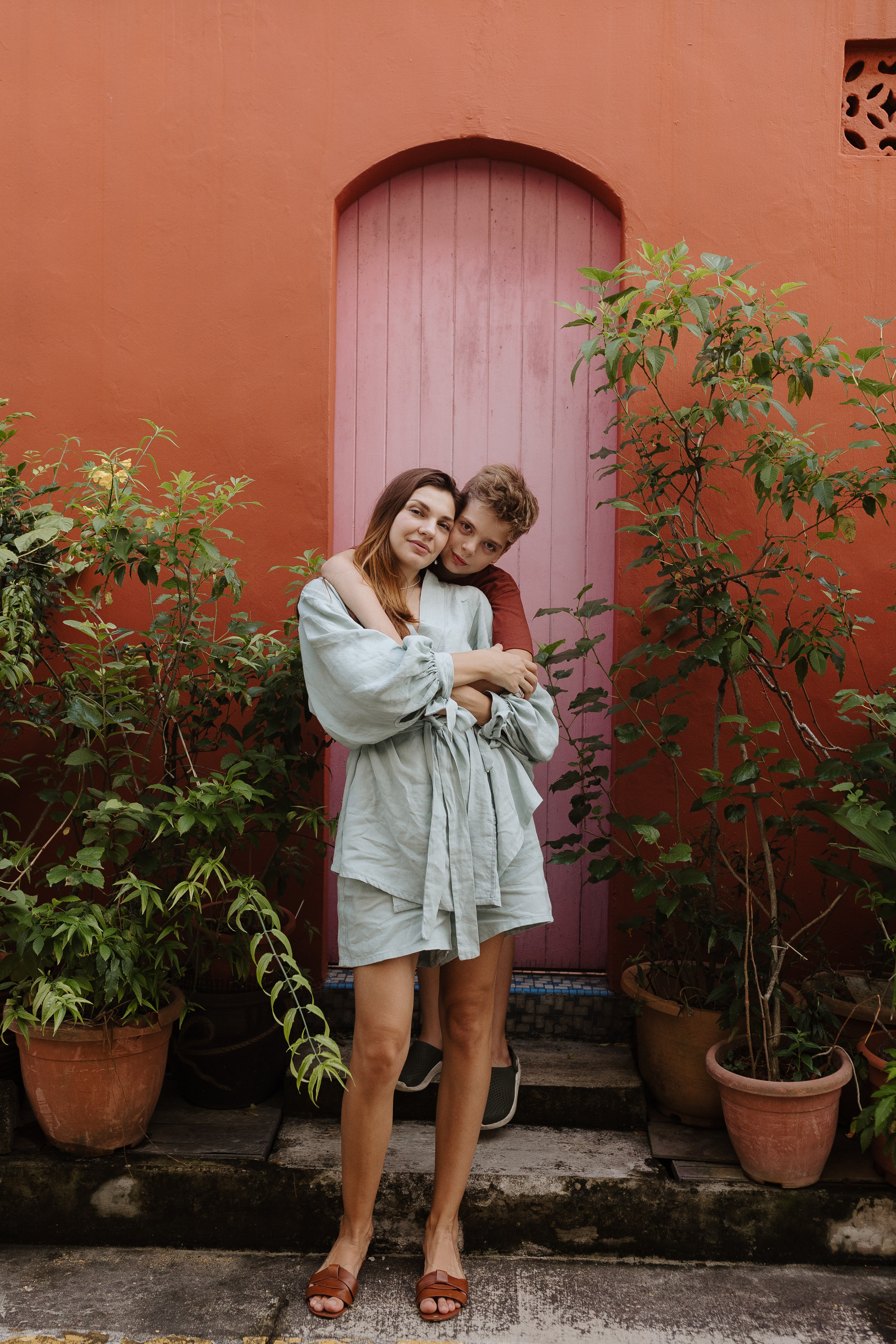 Dasha’s family. Photographer in Singapore Kate Bird