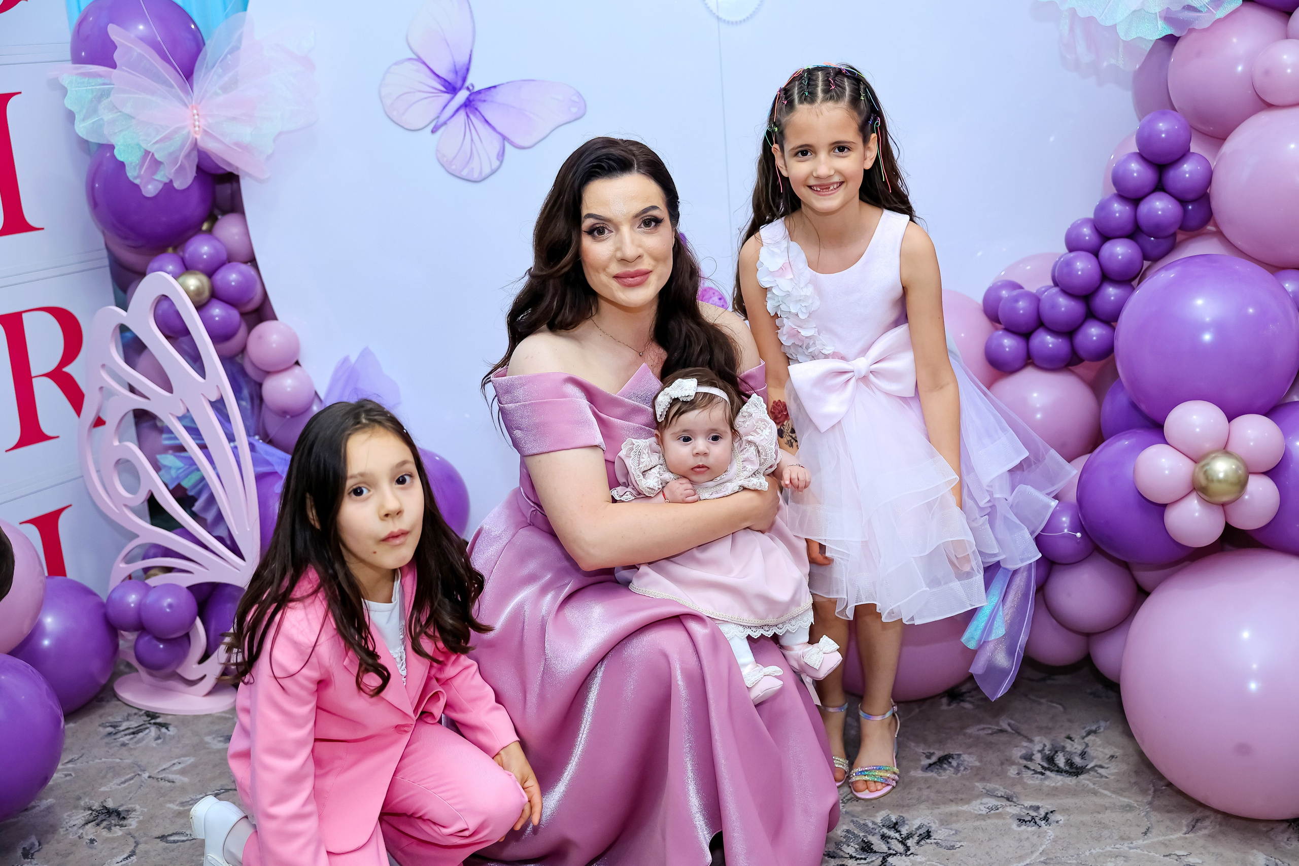 Iris Stefania. Moments By Gub