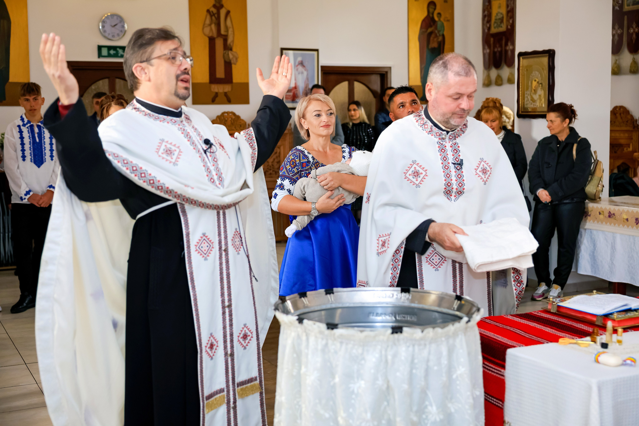 Andrei Sebastian. Moments By Gub