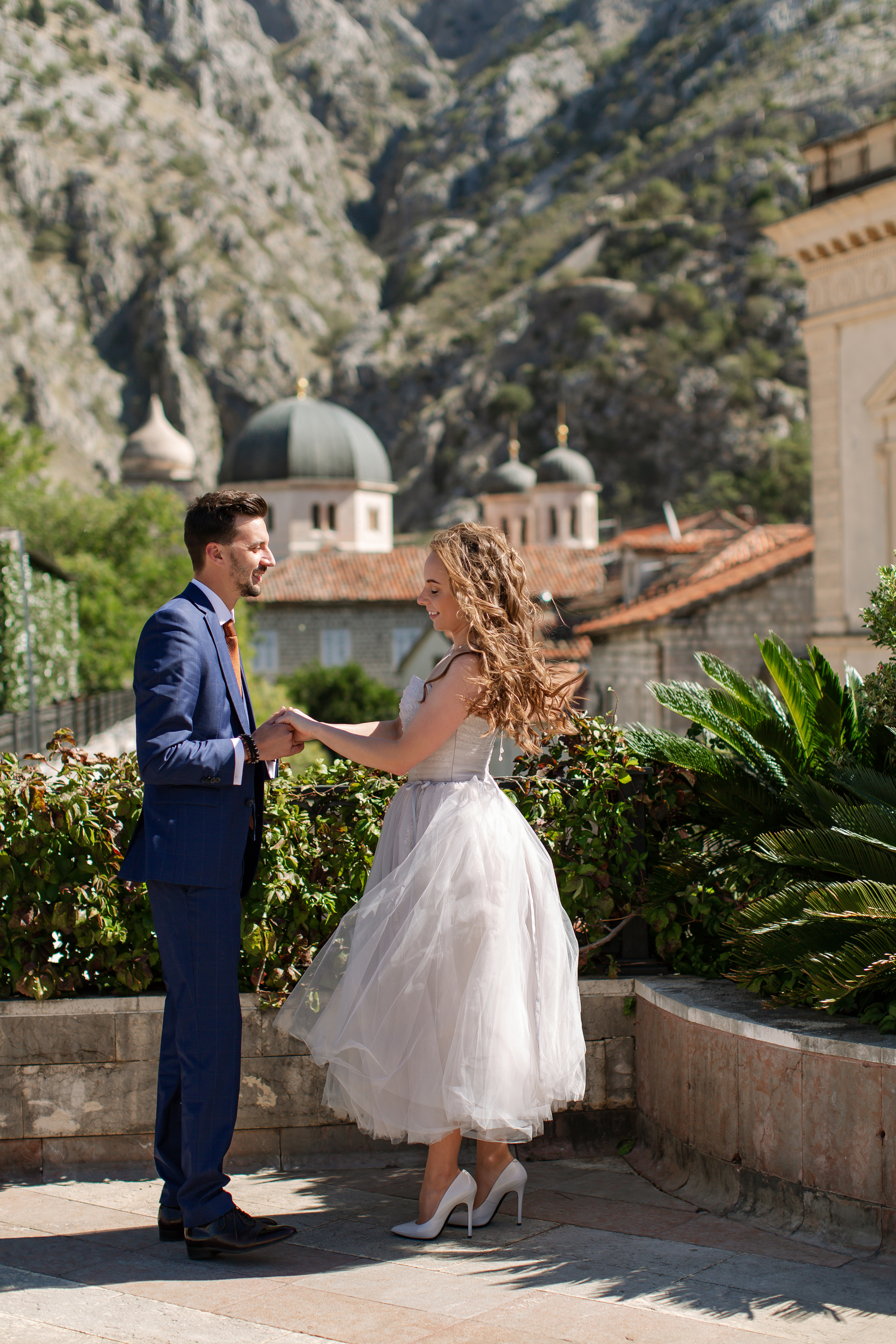 Свадебная фотосессия в Черногории - прогулка по старому городу Котор
