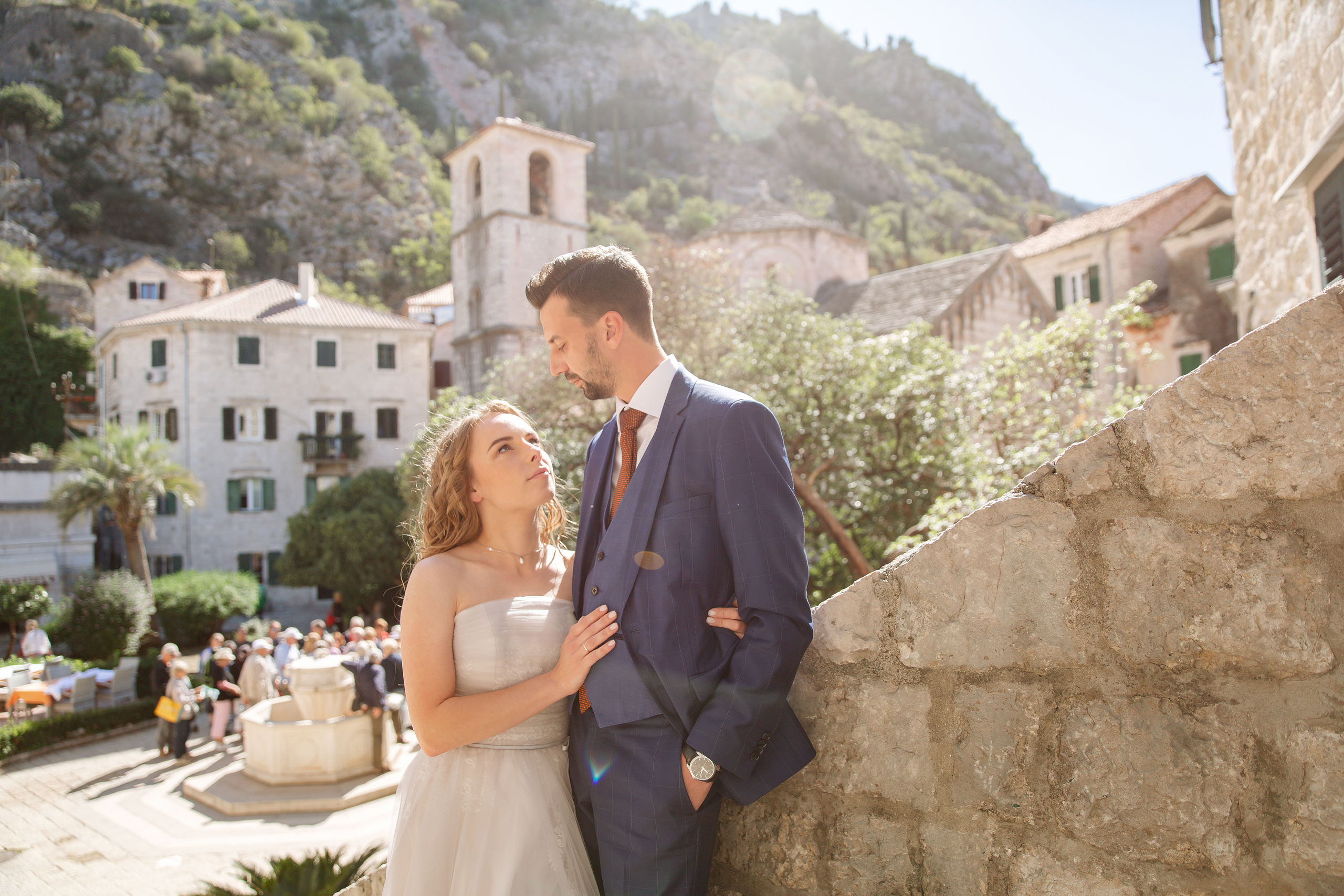 Свадебная фотосессия в Черногории - прогулка по старому городу Котор