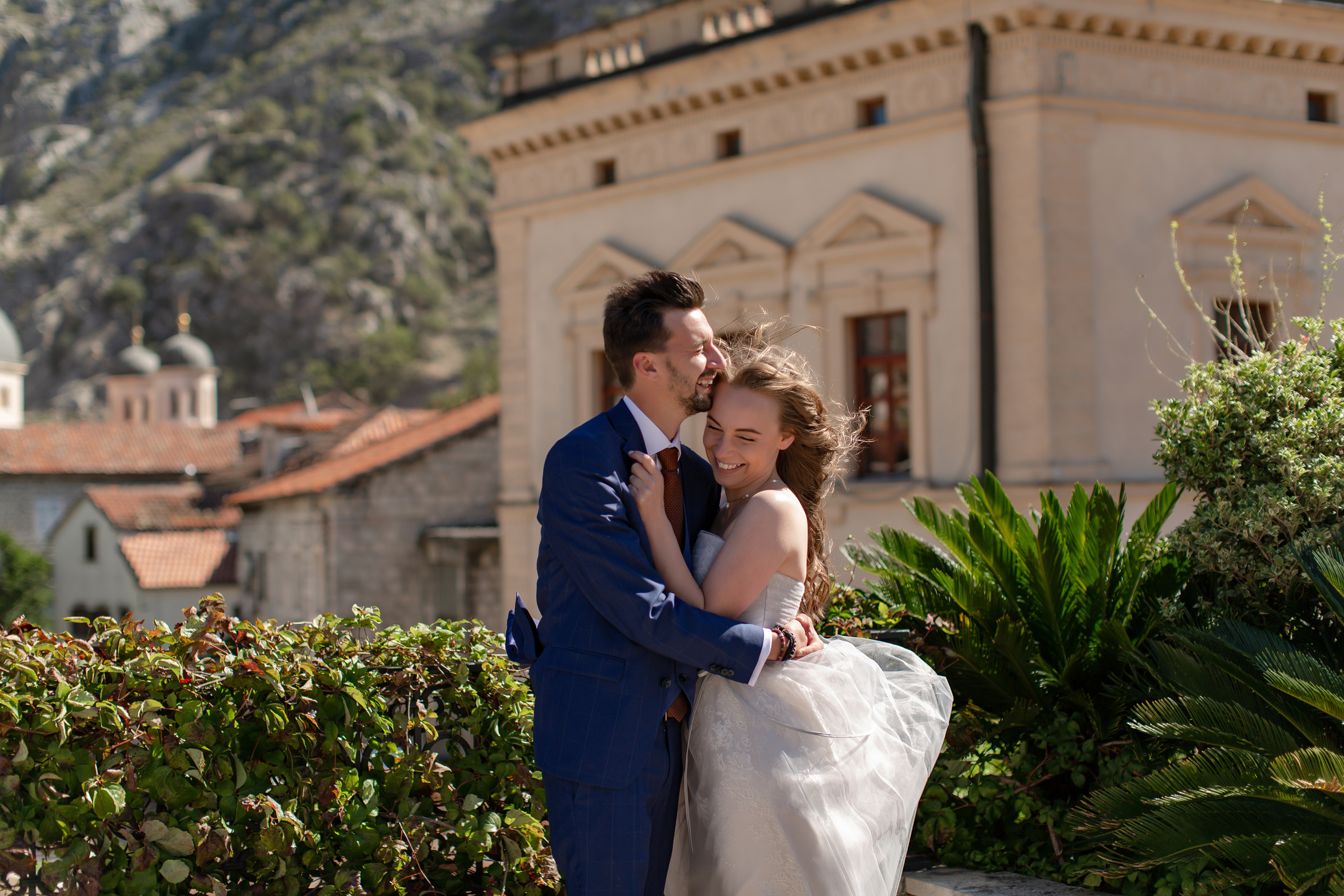 Свадебная фотосессия в Черногории - прогулка по старому городу Котор