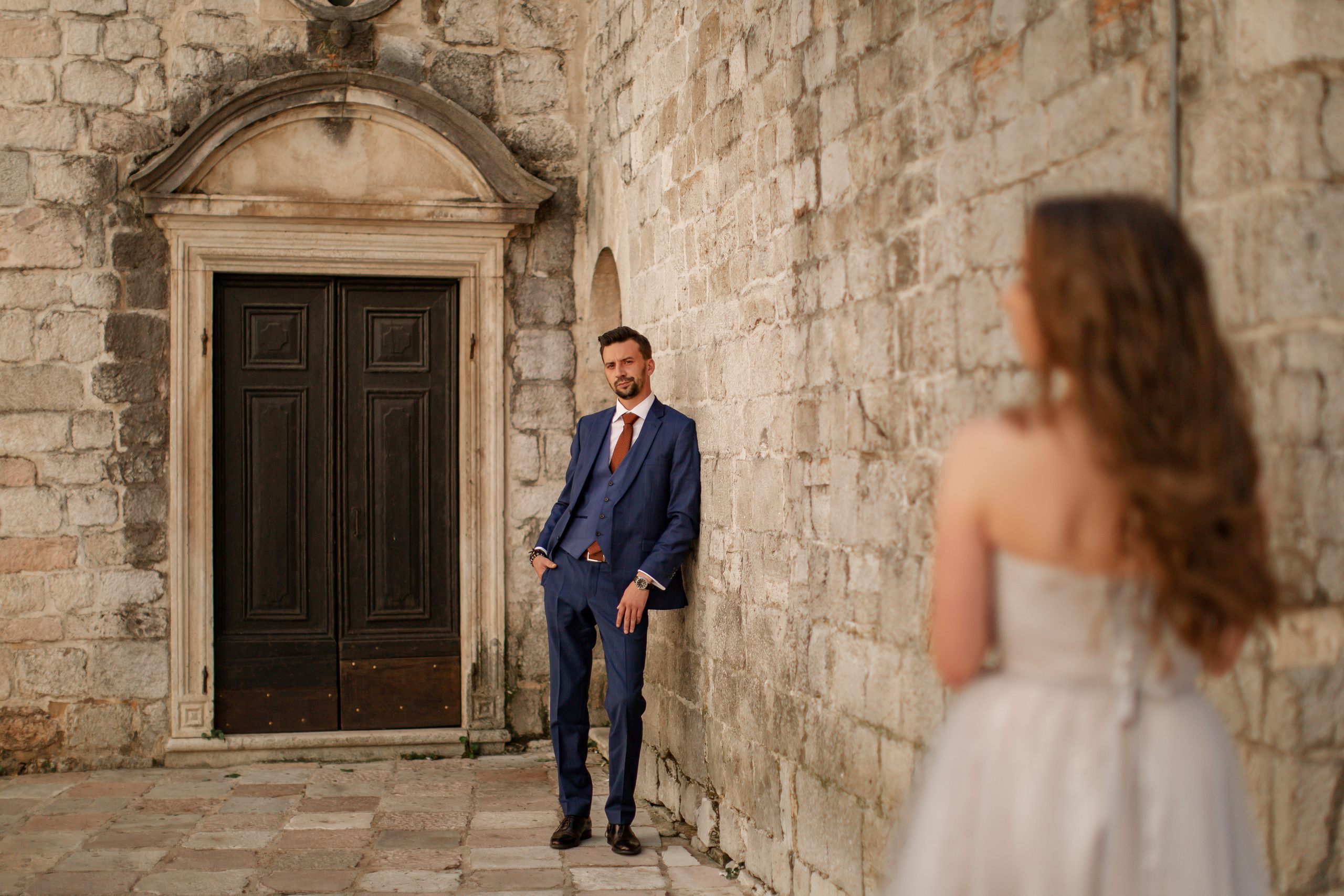 Свадебная фотосессия в Черногории - прогулка по старому городу Котор