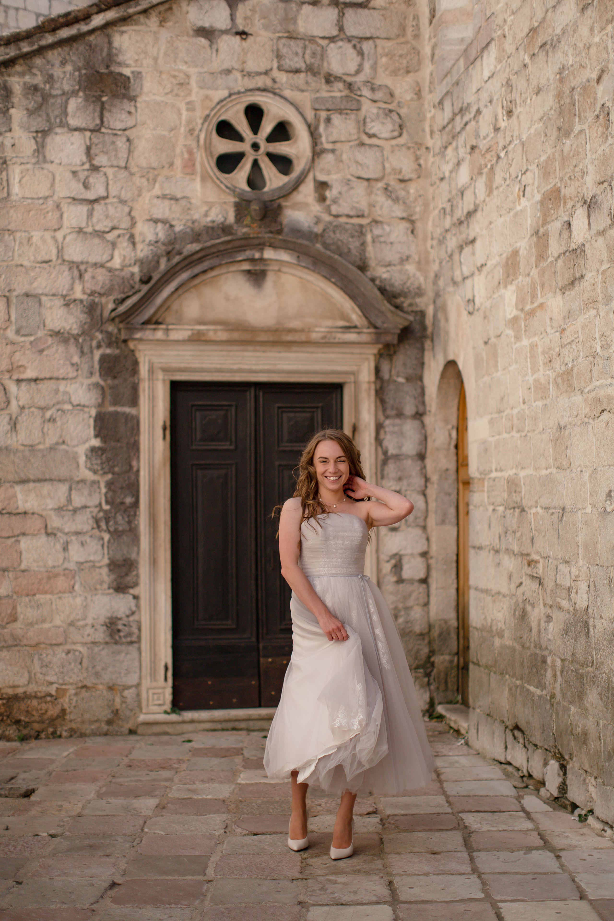 Свадебная фотосессия в Черногории - прогулка по старому городу Котор