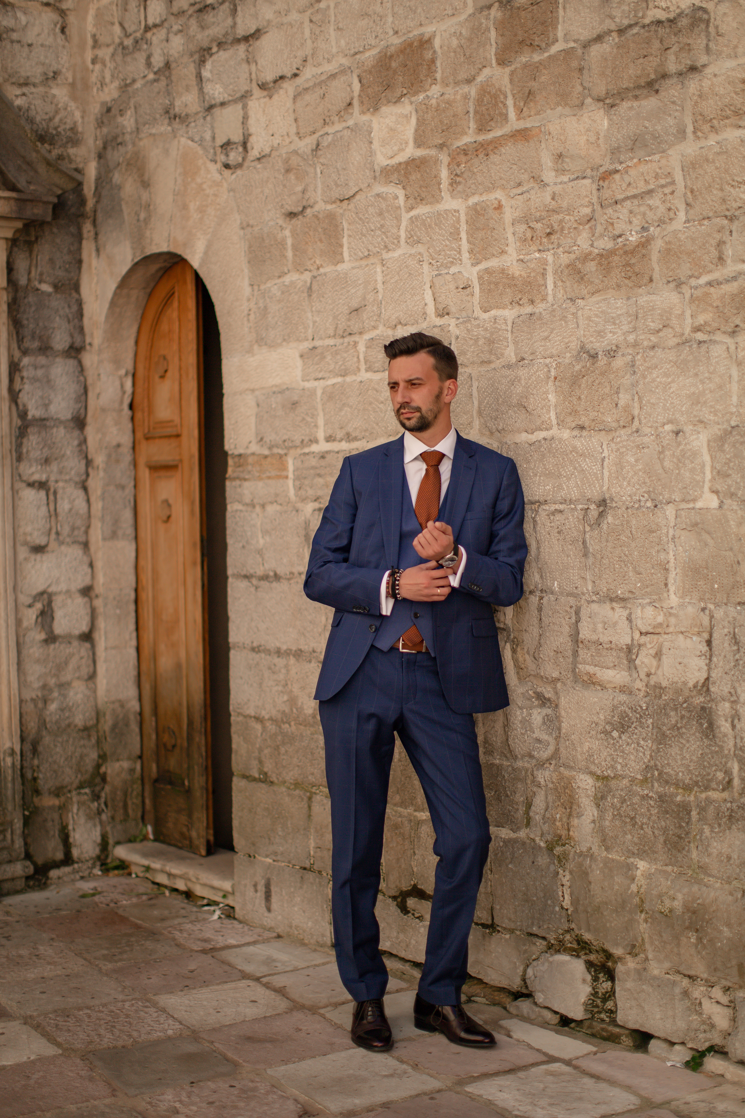 Свадебная фотосессия в Черногории - прогулка по старому городу Котор