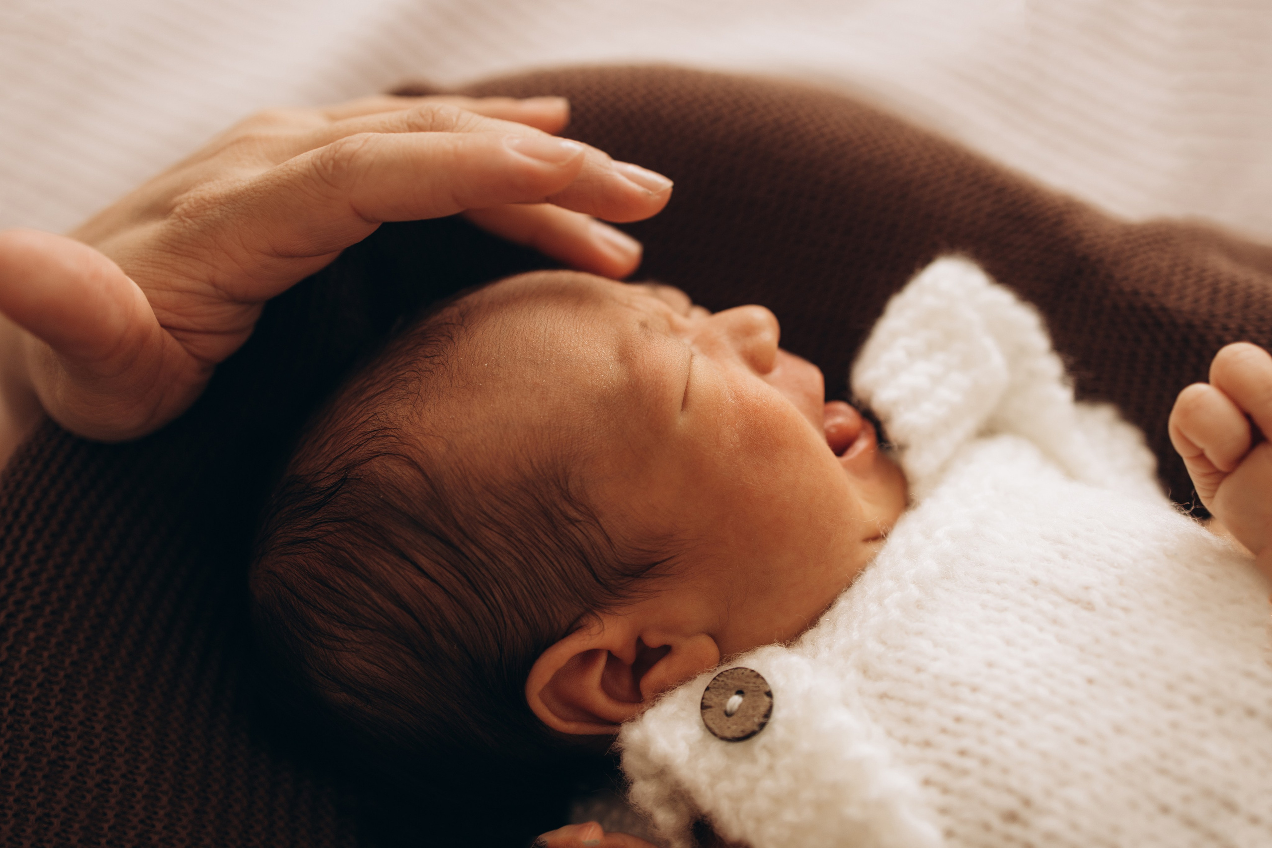 Pure love newborn. Фотограф родов, семей и новорожденных малышей в Дубае