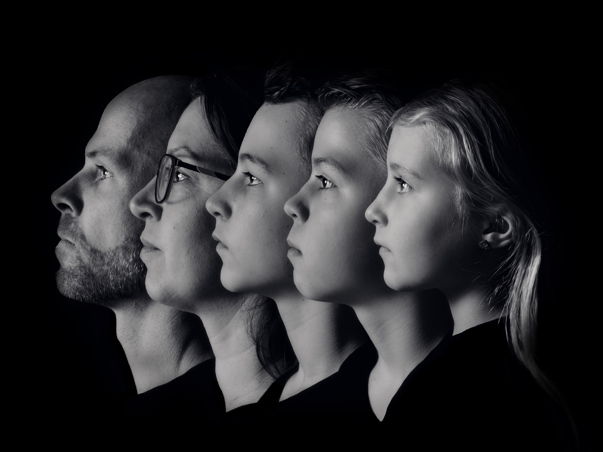 Janina Creative Family Portrait. Maternity Newborn and Family photographer Hamburg Claire Hambley