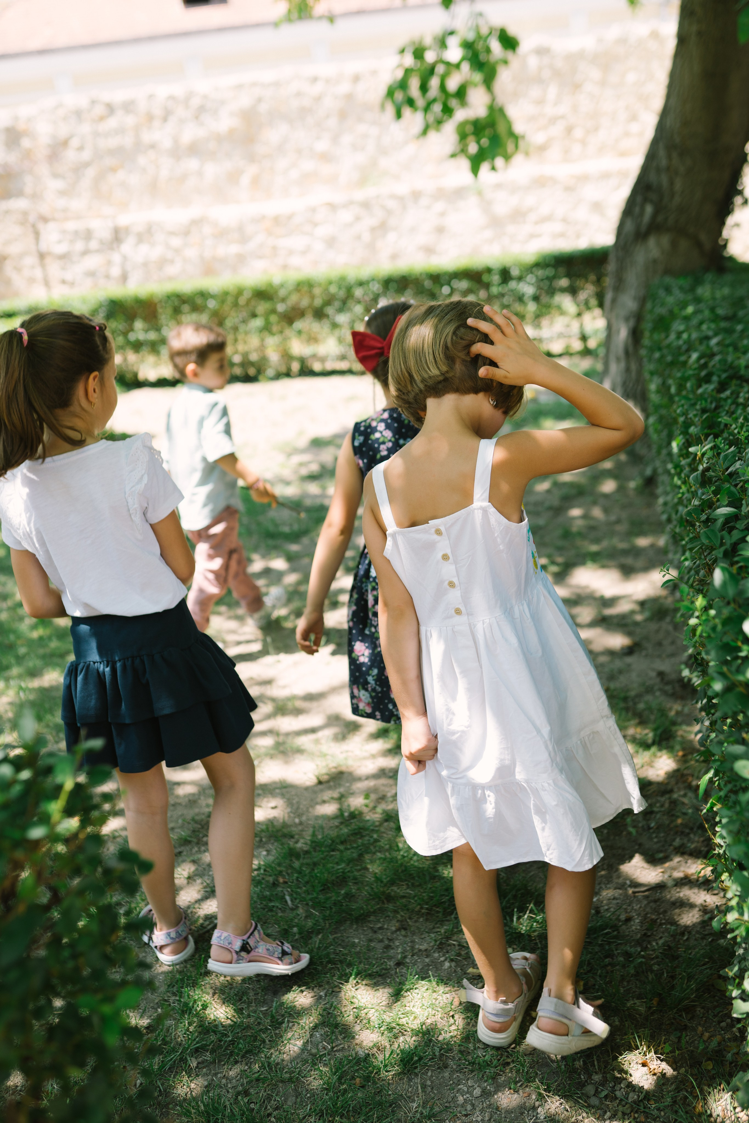 Fotografie de Eveniment Brașov: Povești Vizuale | Mădălina Beda. Madalina Beda- Artist vizual, fotograf, doula la nastere, consultant babywearing Brasov si in toata tara