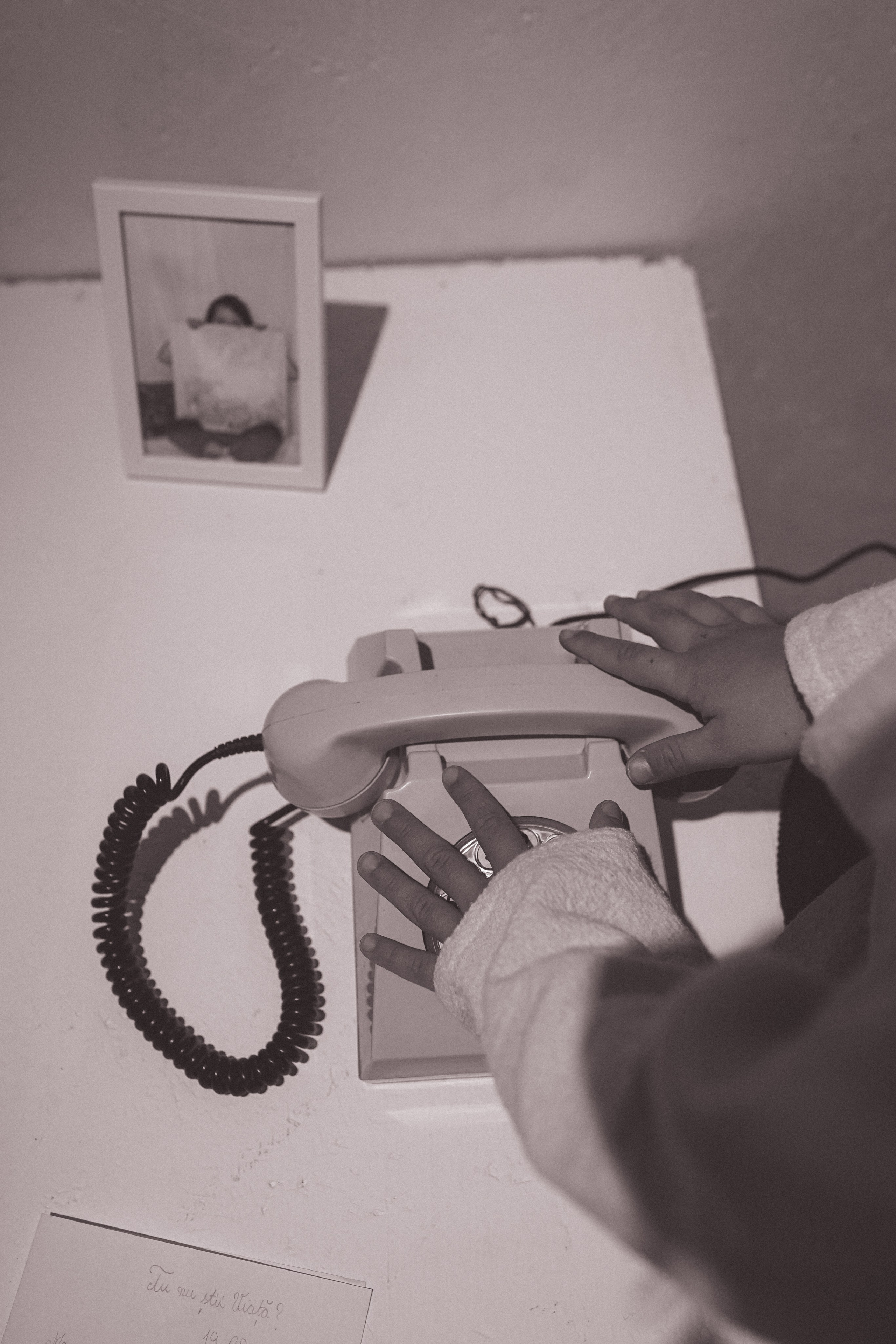 Tu nu știi Viata? Expoziție Univers Ludic | Mădălina Beda. Madalina Beda- Artist vizual, fotograf, doula la nastere, consultant babywearing Brasov si in toata tara