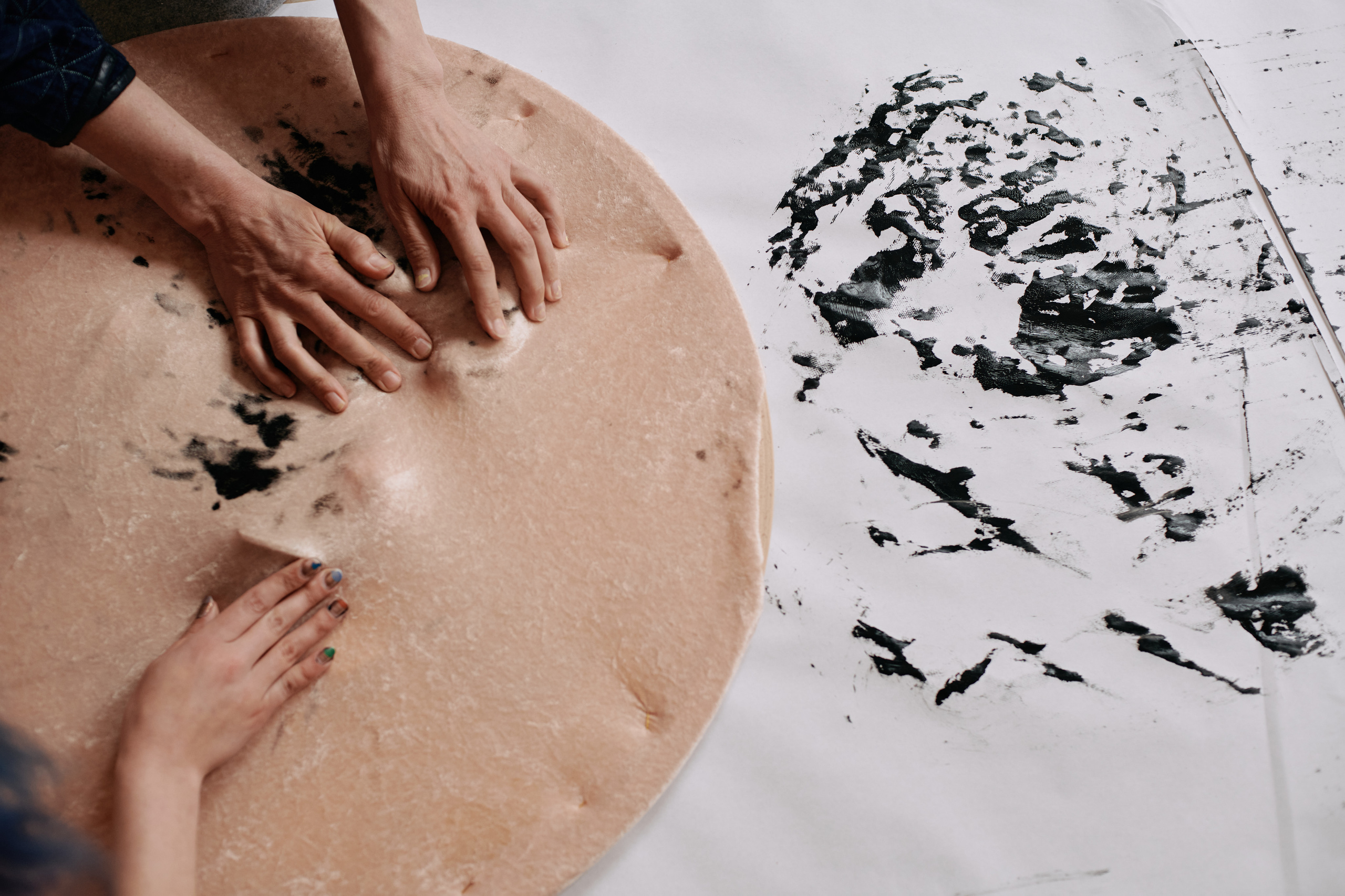 Documentation photography of workshop for Kleintjekunst. Portrait Photographer in Brussels & Amsterdam — Victoria Ushkanova