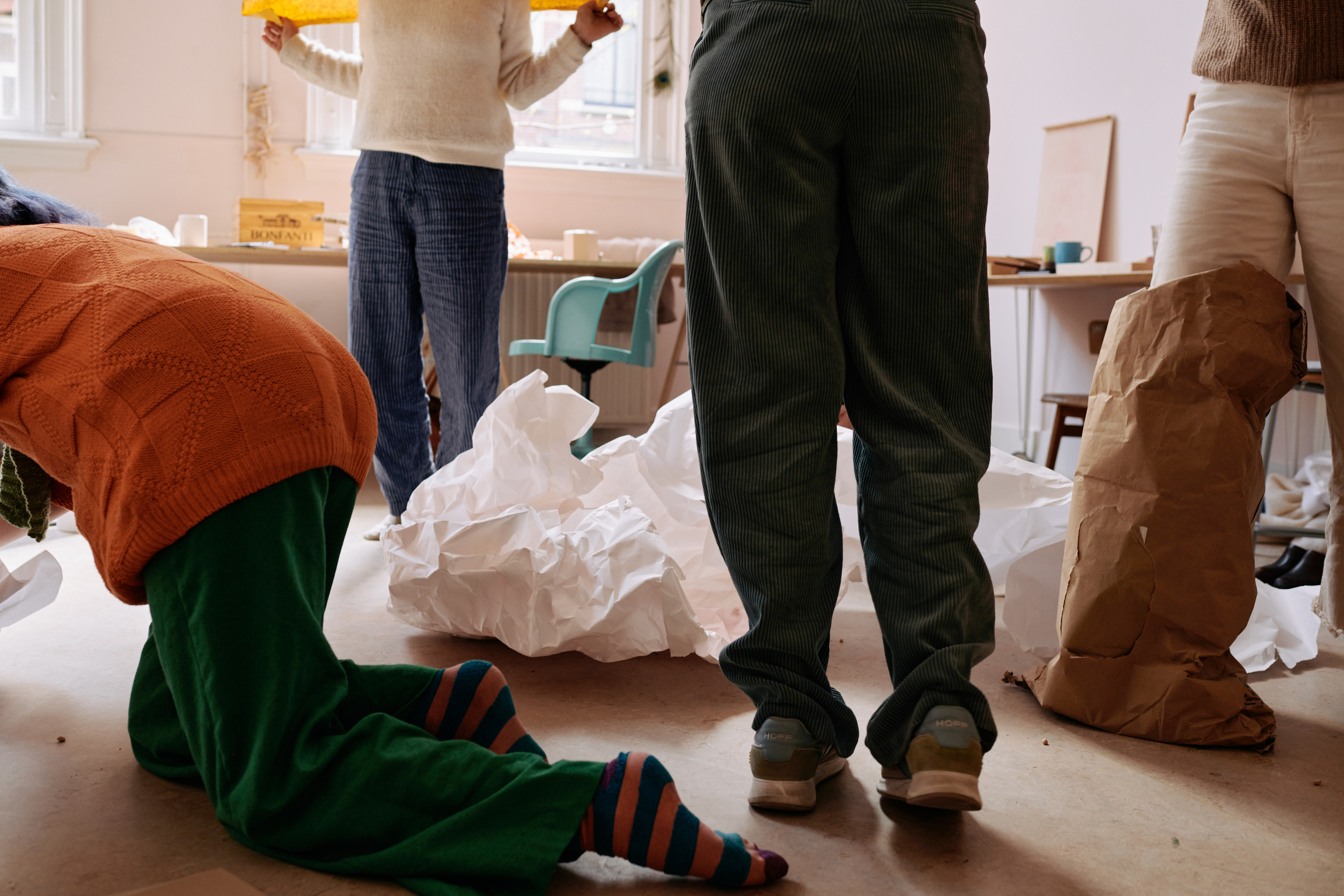 Documentation photography of workshop for Kleintjekunst. Portrait Photographer in Brussels & Amsterdam — Victoria Ushkanova