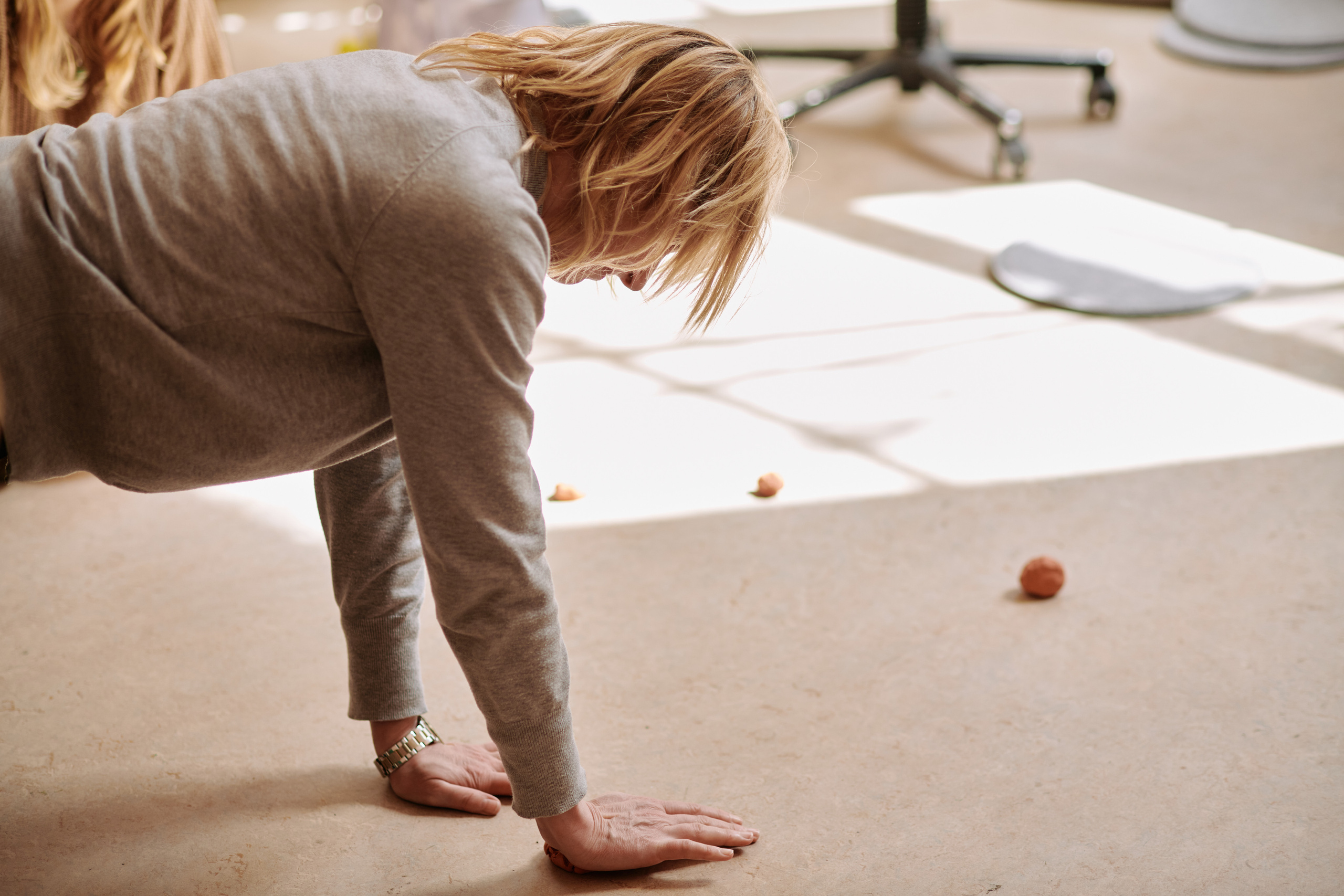 Documentation photography of workshop for Kleintjekunst. Portrait Photographer in Brussels & Amsterdam — Victoria Ushkanova