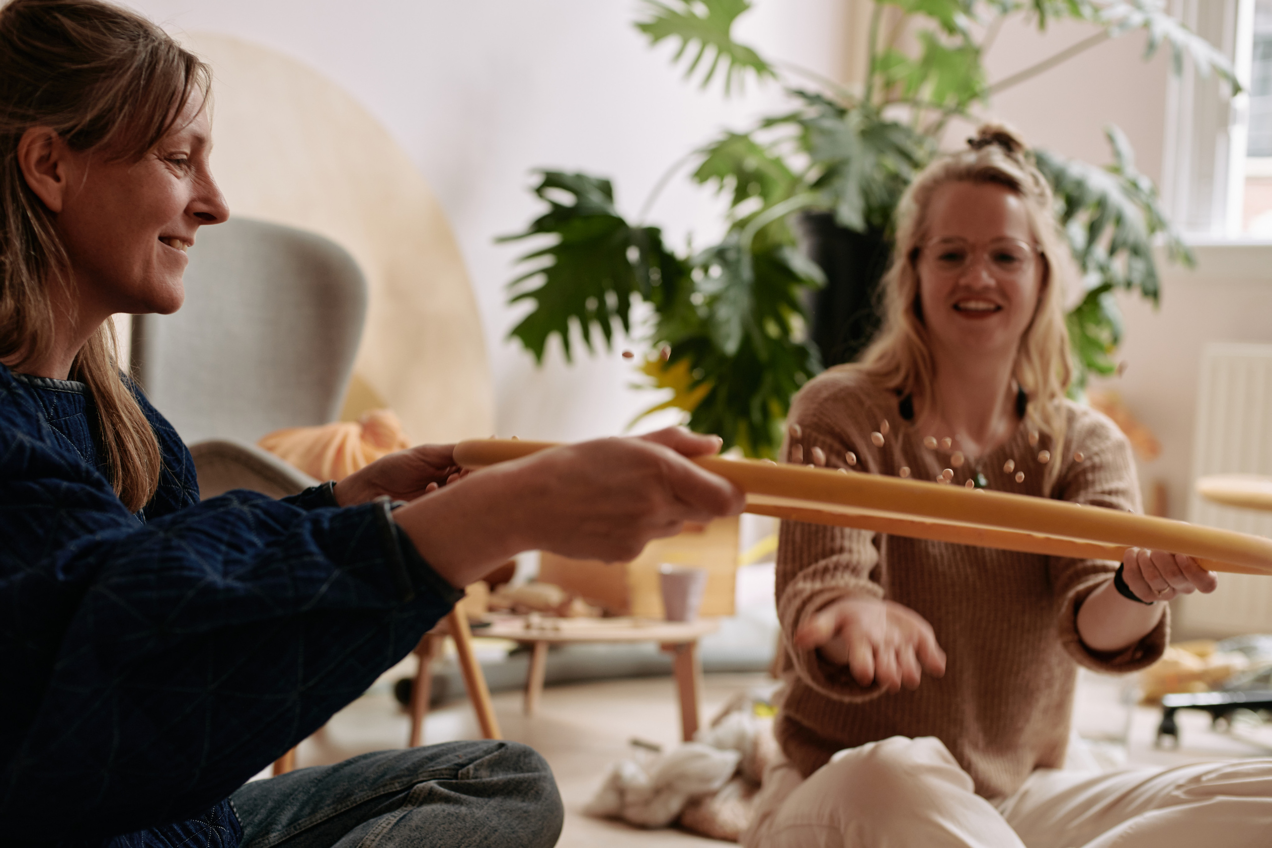 Documentation photography of workshop for Kleintjekunst. Portrait Photographer in Brussels & Amsterdam — Victoria Ushkanova