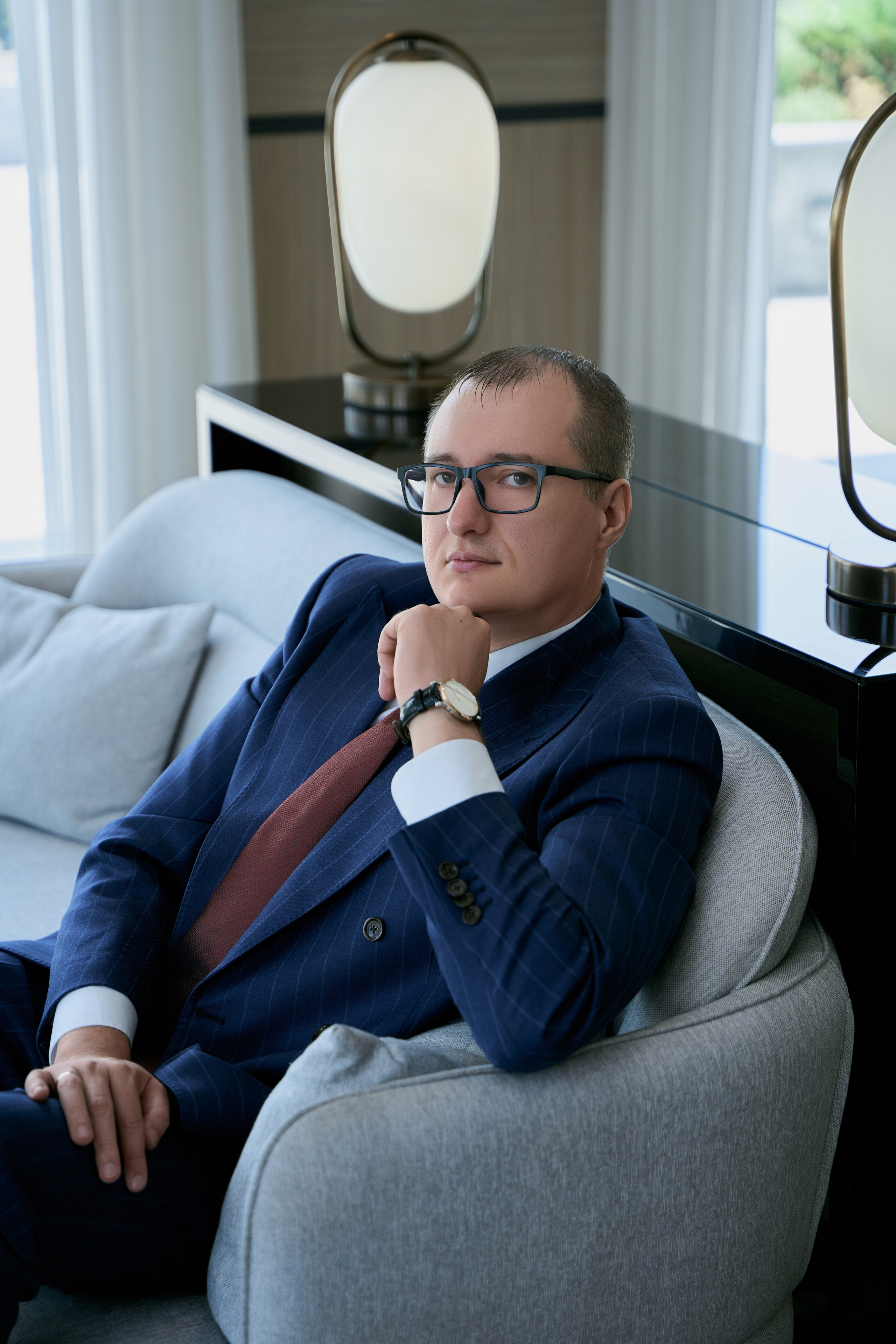 Эксперты. Привет