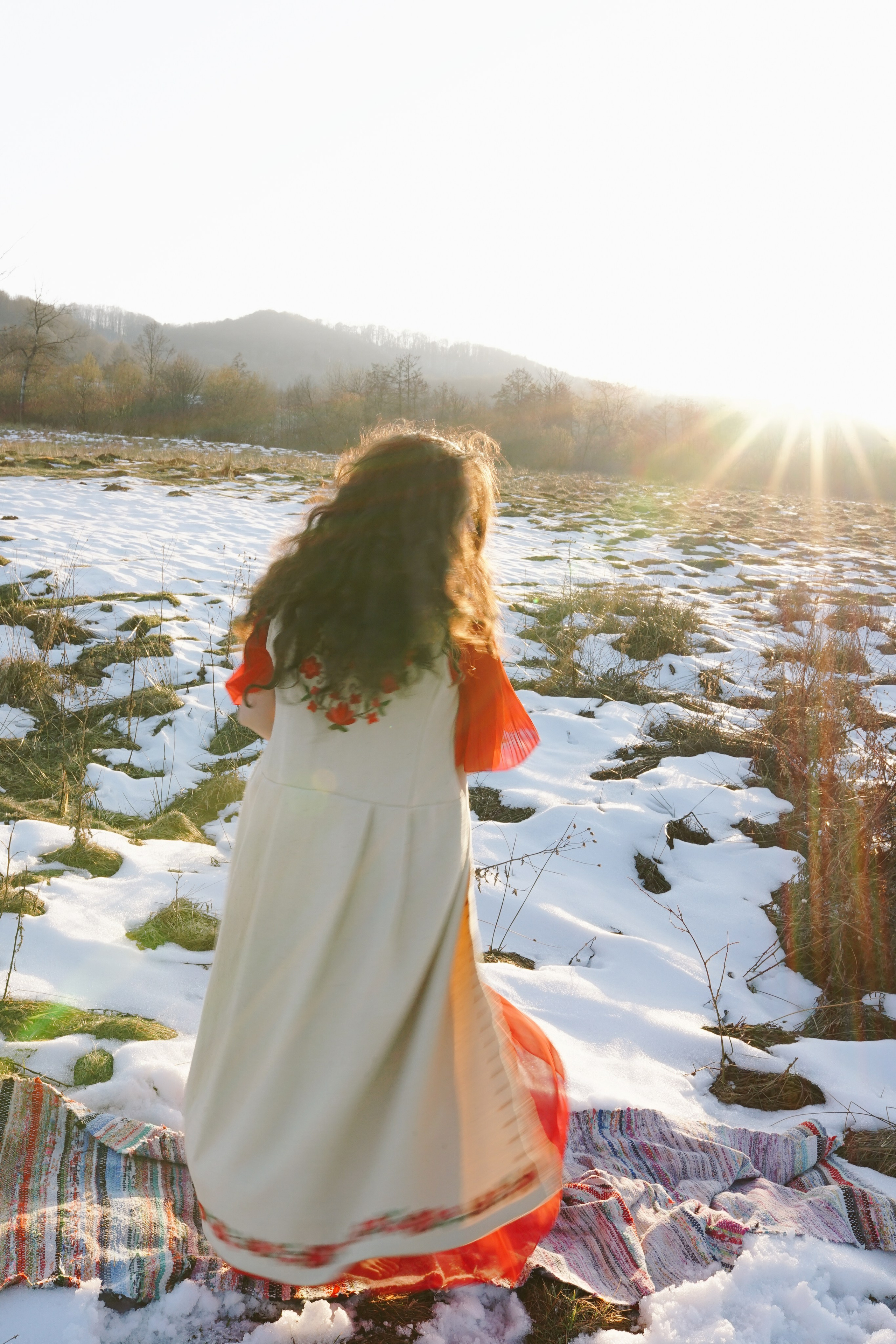 Mărțișorul x Mes Amis: O Poveste de Primăvară | Mădălina Beda. Madalina Beda- Artist vizual, fotograf, doula la nastere, consultant babywearing Brasov si in toata tara