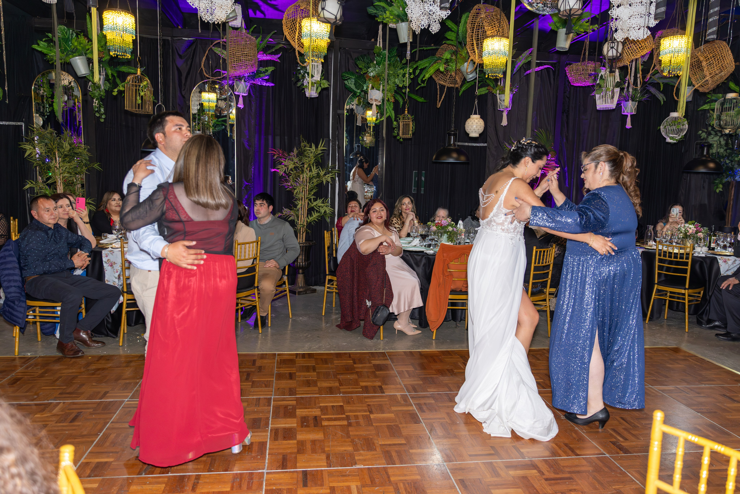 Isamar y Mauro. Dinka & Emilio - El arte de preservar lo que no se repite