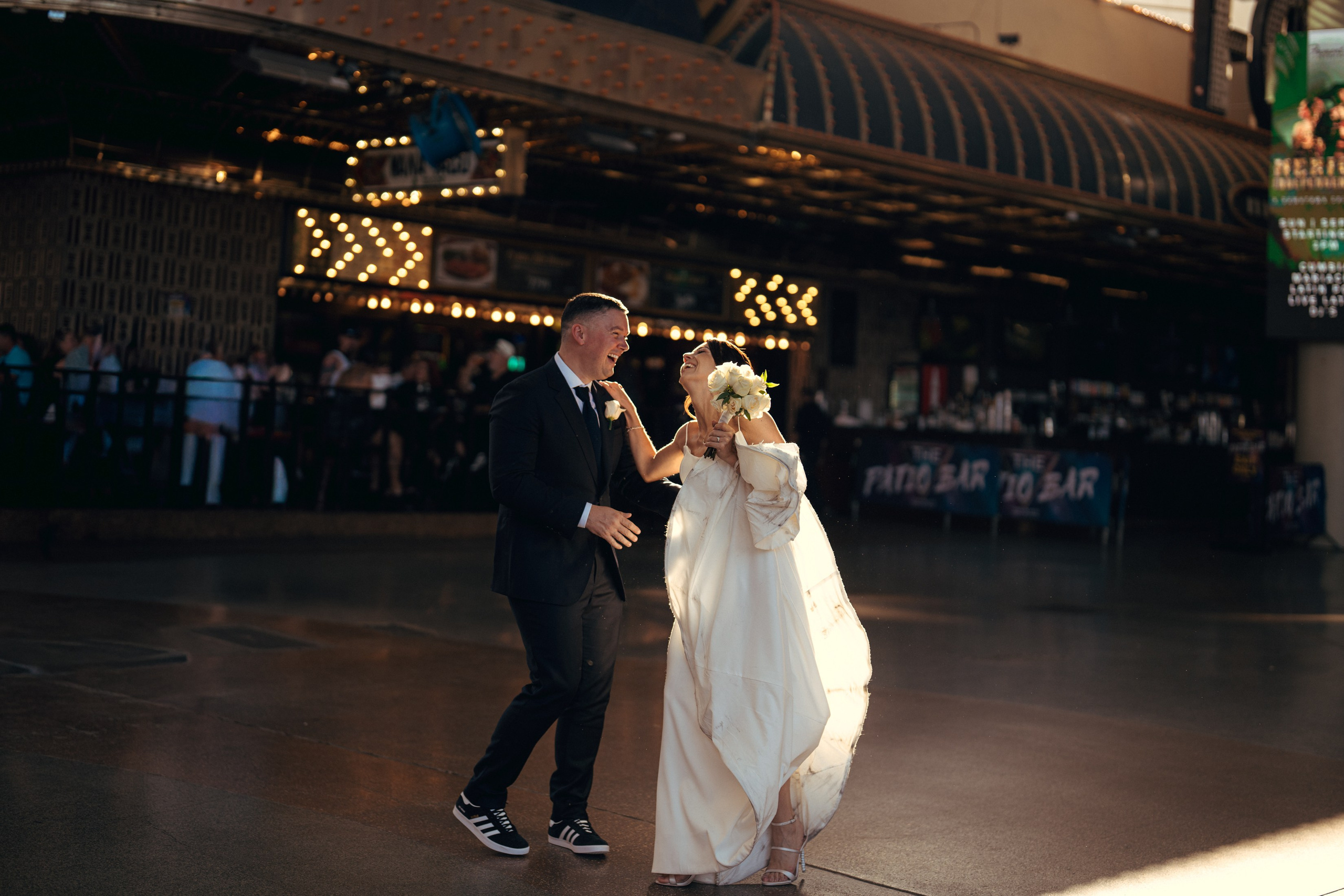 Lara&Dan. Wedding & elopement photographer Viktoriya Kravtsov. Las Vegas