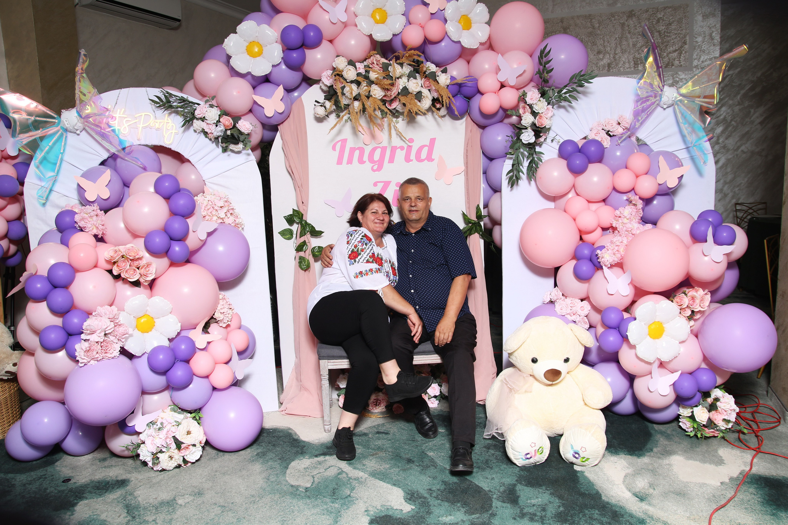 BYZO MEDIA. PETRU BYZO - family and children photographer in ROMANIA