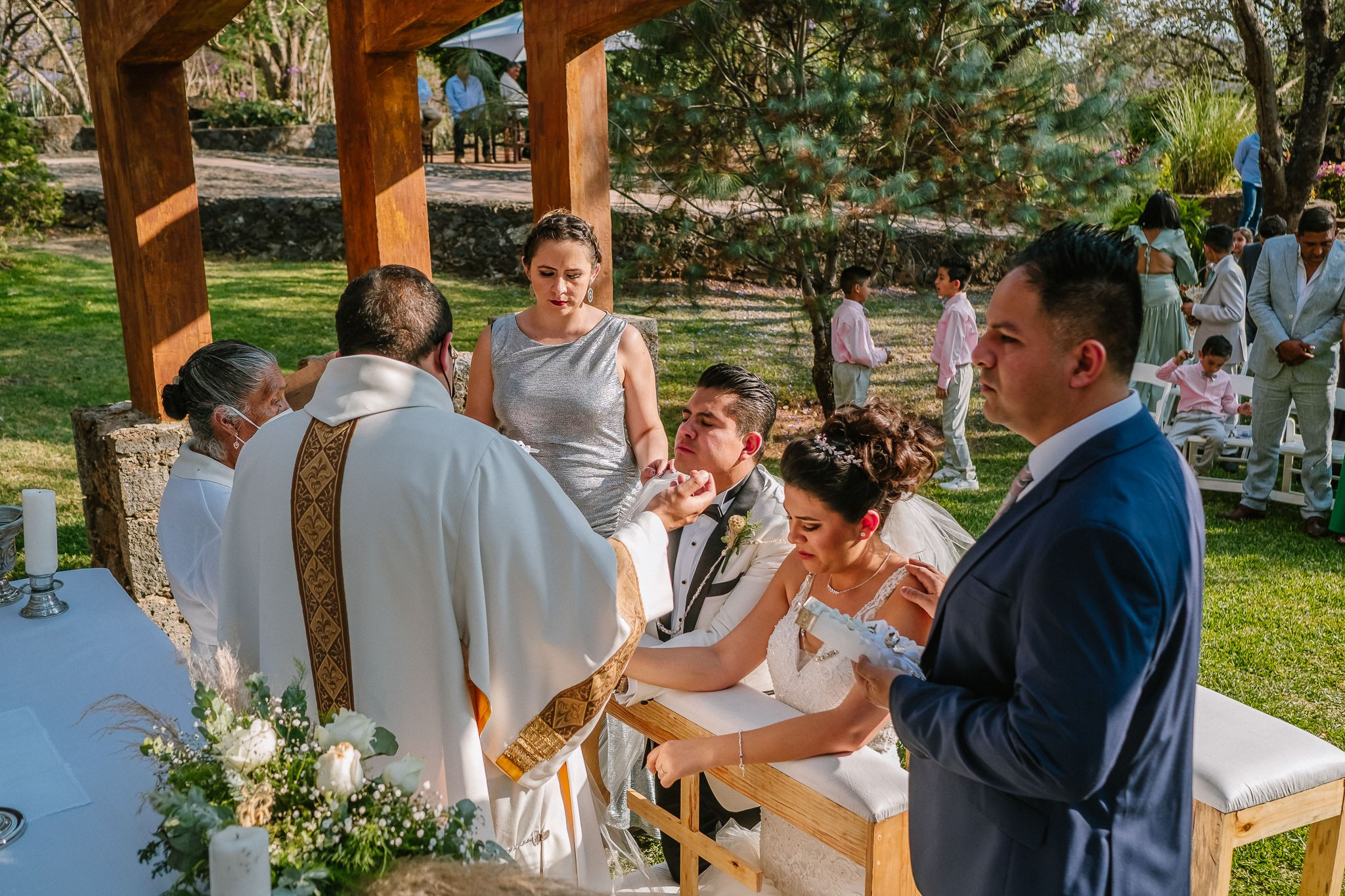 Yenisel & Raul / Tepoztlan. Wedding and family photographer in Mexico City