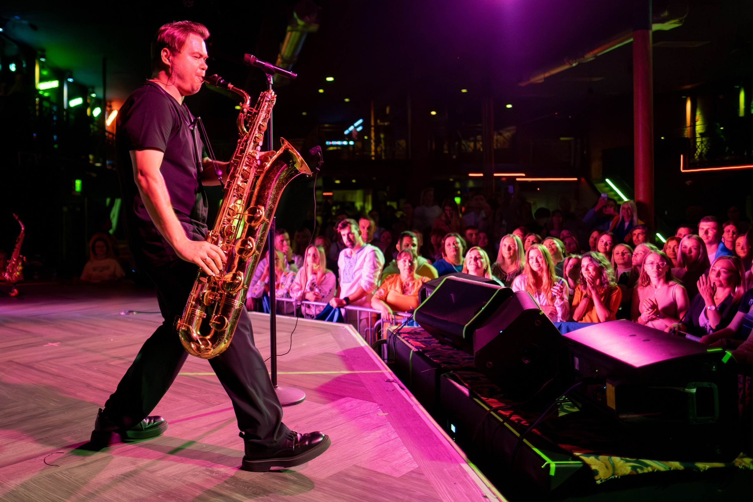 ARTEM PIVOVAROV / 2023. Reportage concert portrait photography in the San Francisco Bay Area