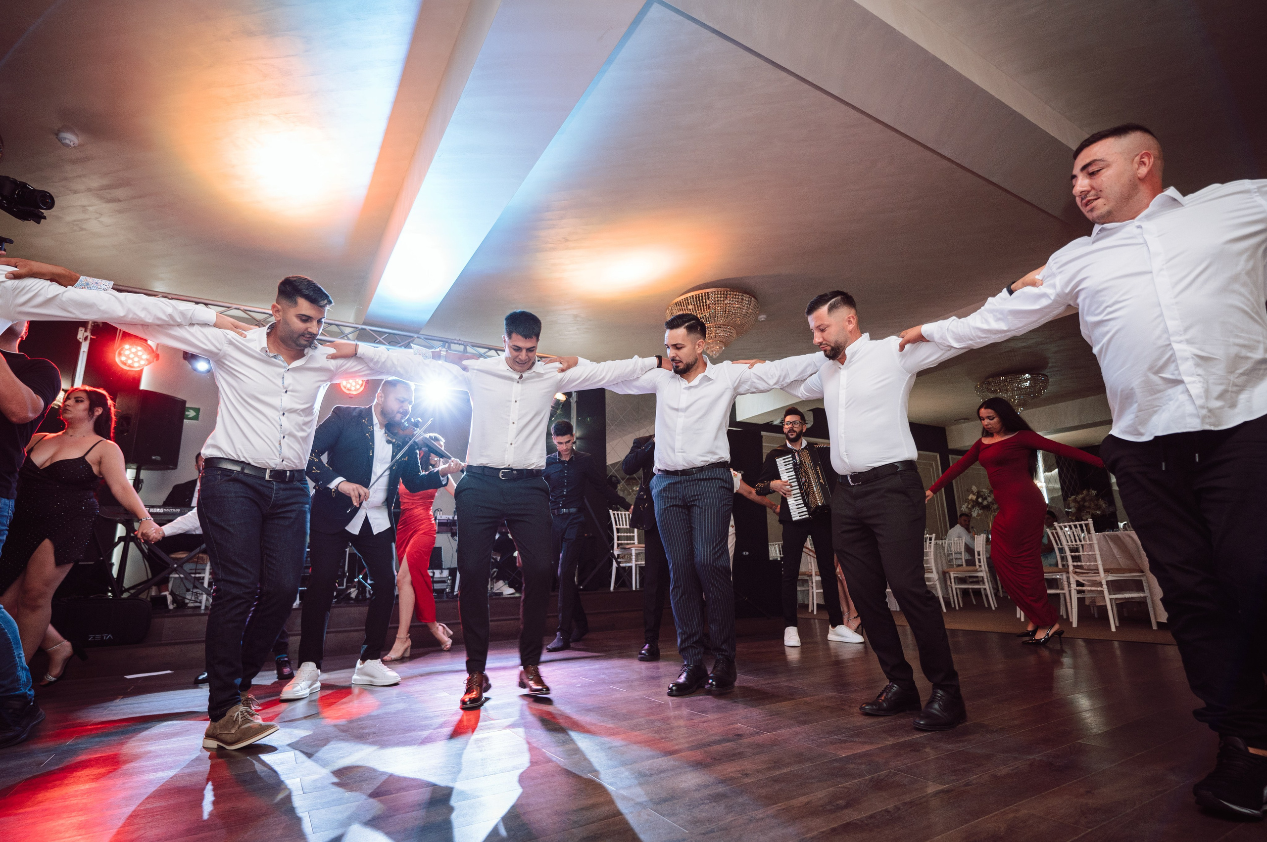 Andreea & Gabriel. The Catalins Events — Wedding Photography & Videography