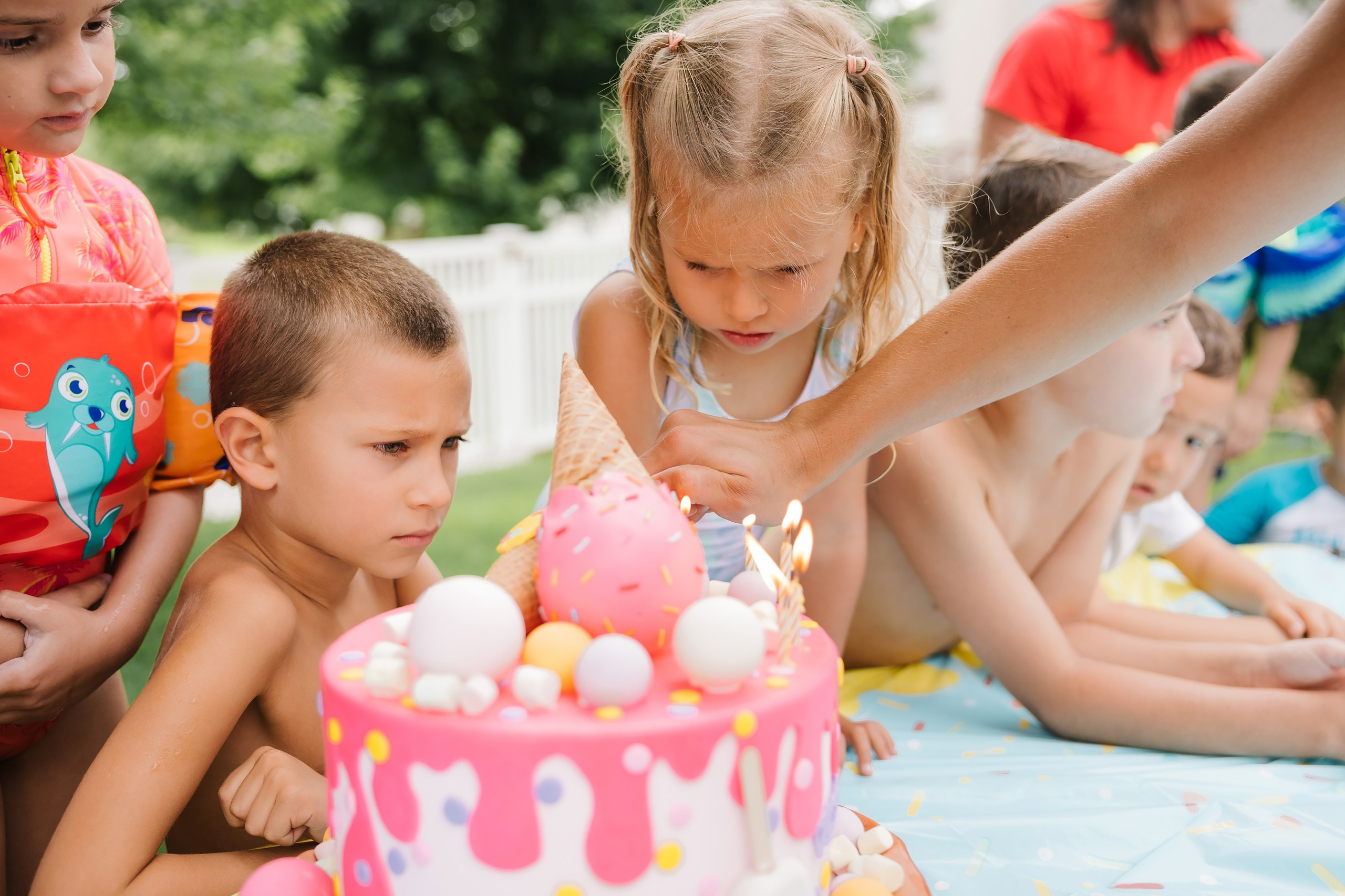 Birthday Party. Wedding family event photographer in Chicago Nick Yushevich