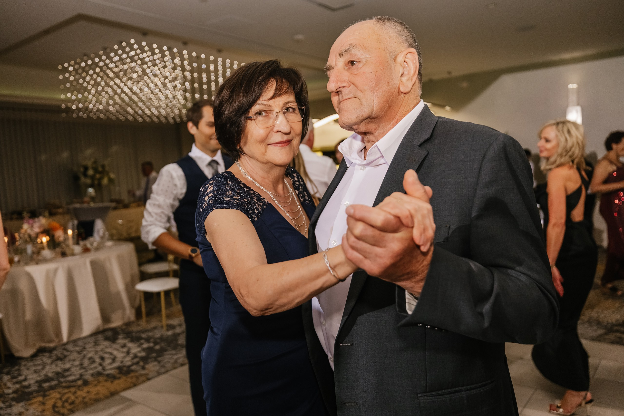 09.06.2025 Wedding. Wedding family event photographer in Chicago Nick Yushevich