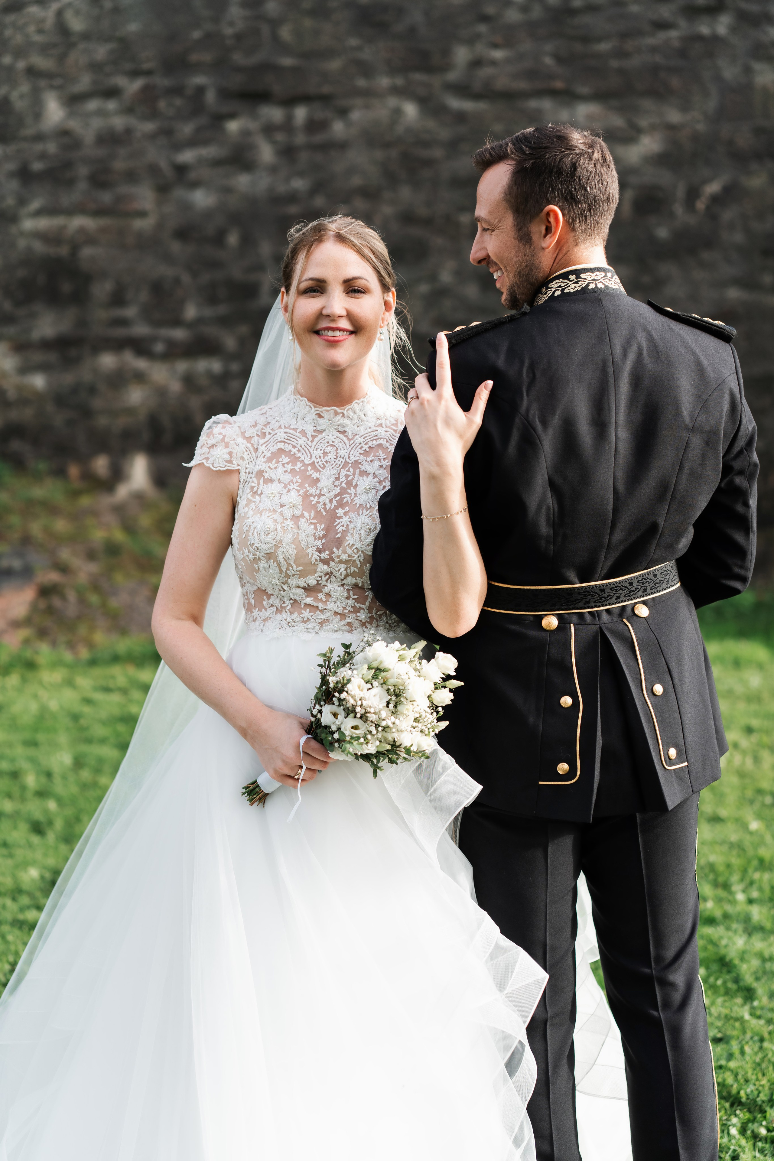 LINN & LARS. Bryllupsfotograf i hele Norge