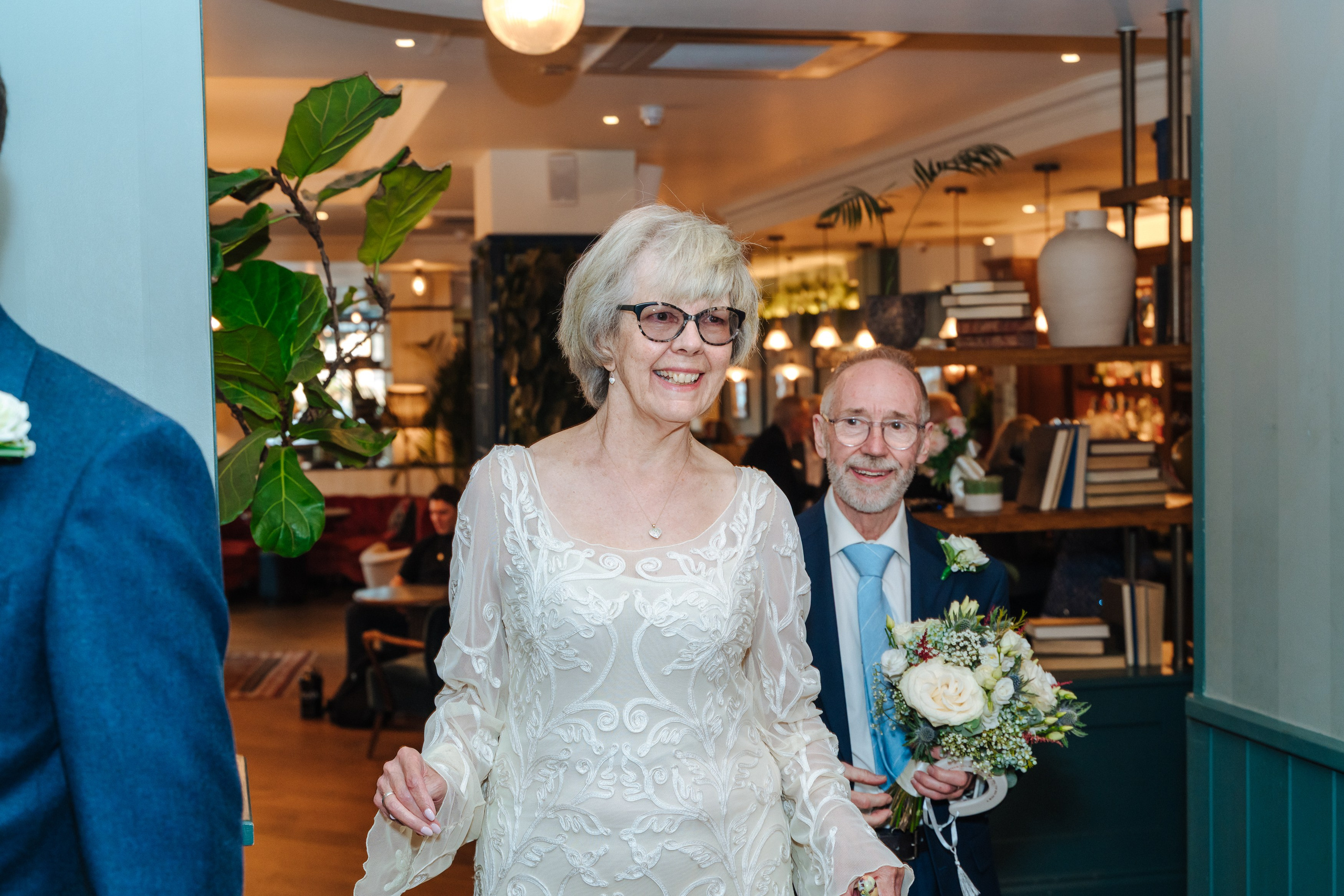 Civil Wedding Ceremony at Wandsworth Town Hall | Wedding Photographer London — Ekaterina Romanova. Photographer in England Ekaterina Romanova